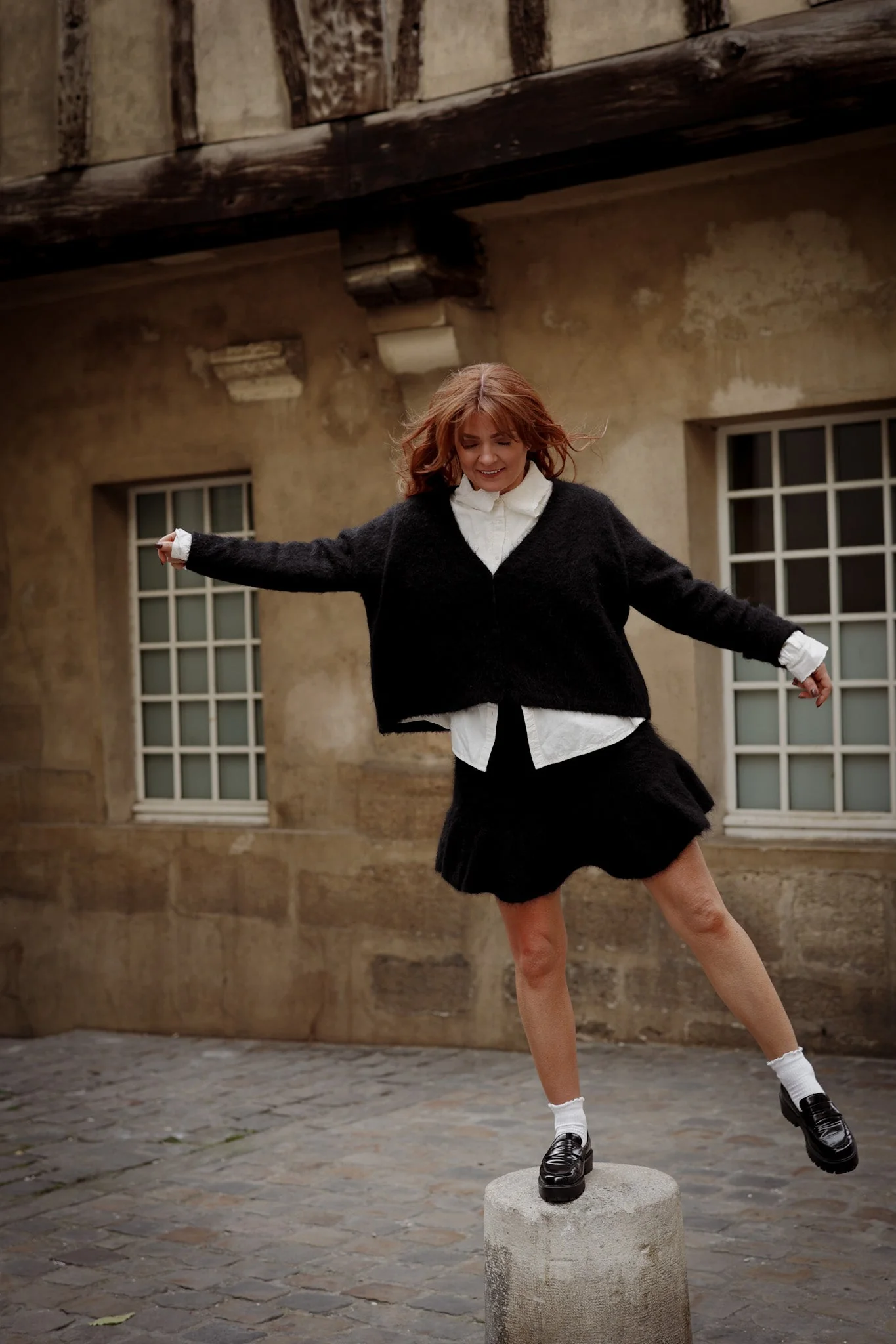 Knit Frill Skirt Black - Image 7