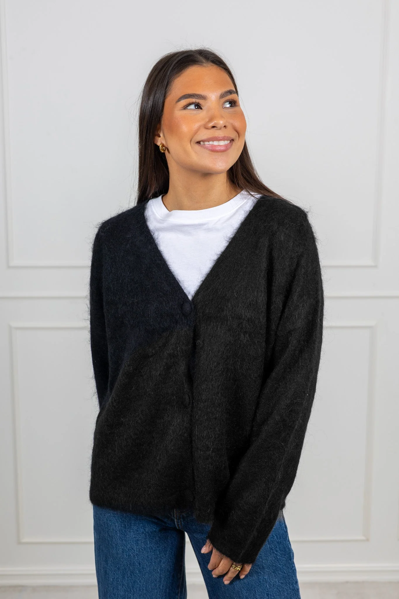 Boxy Cardi Sweater Black - Image 4