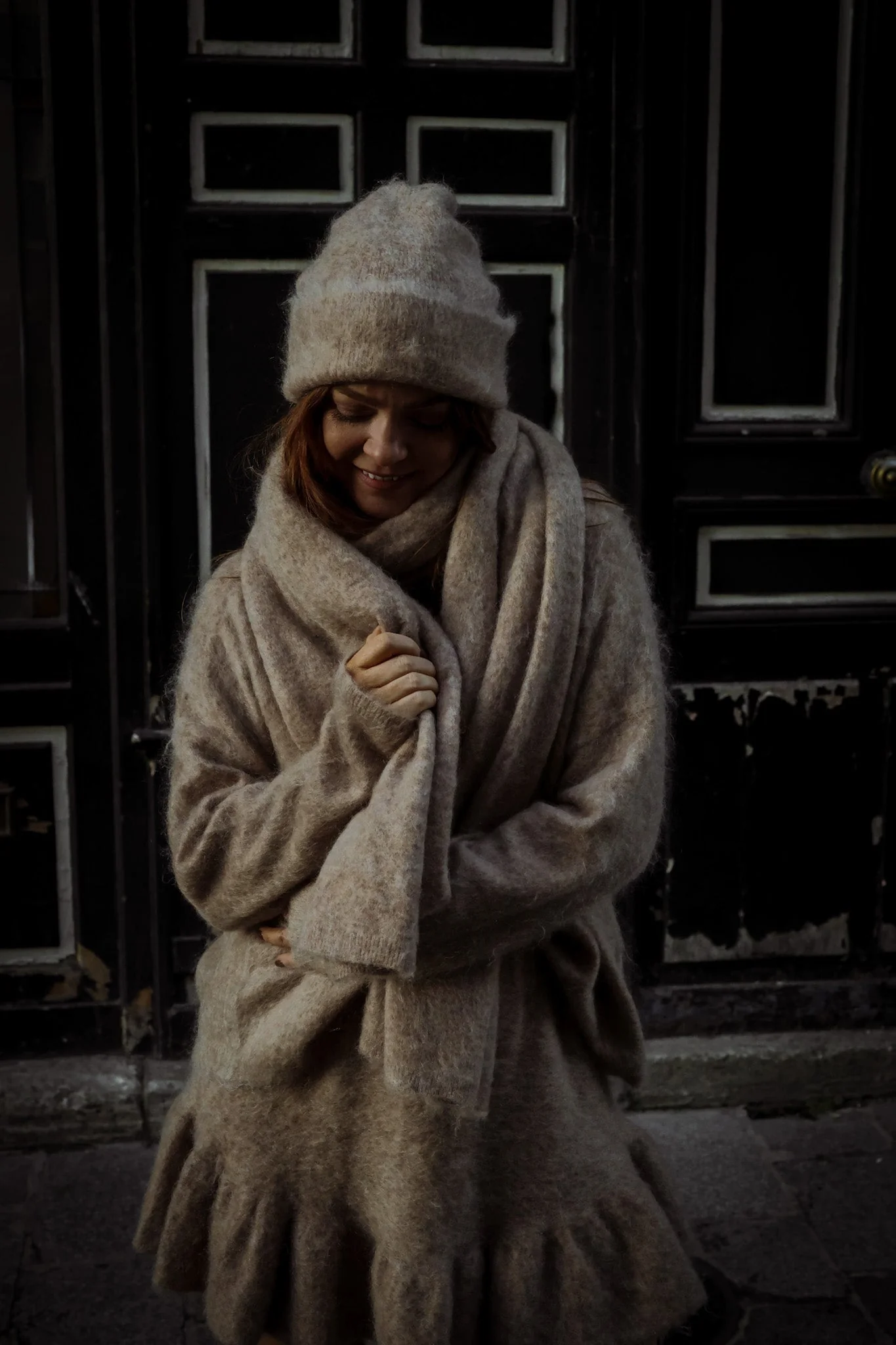 Boxy XL Scarf Beige Melange - Image 4