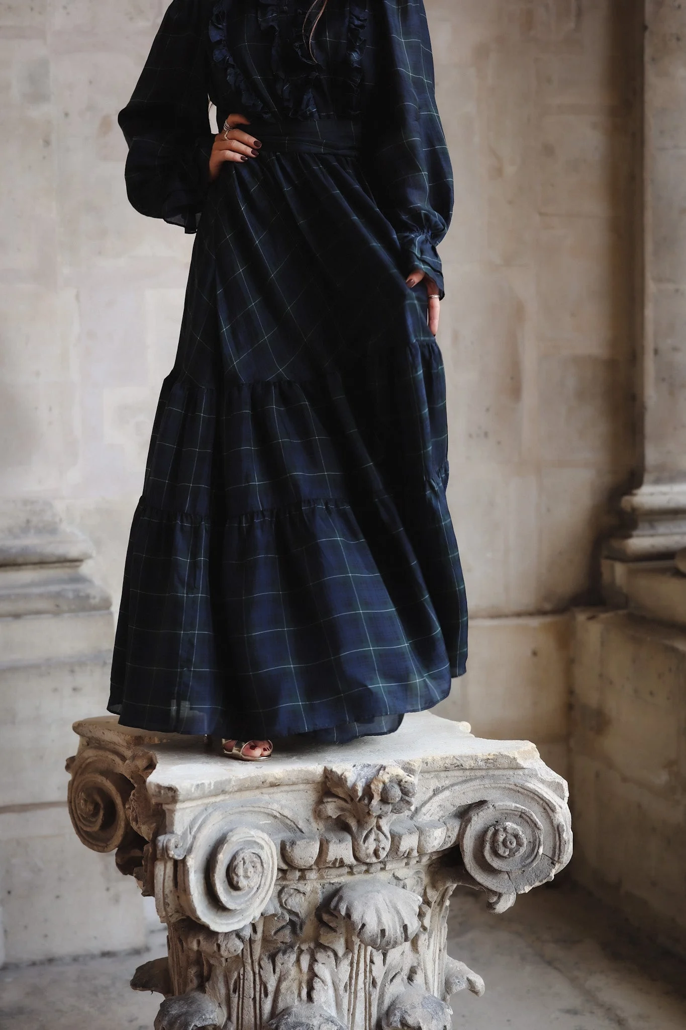Éternelle Showpiece Dress Check Print - Image 11