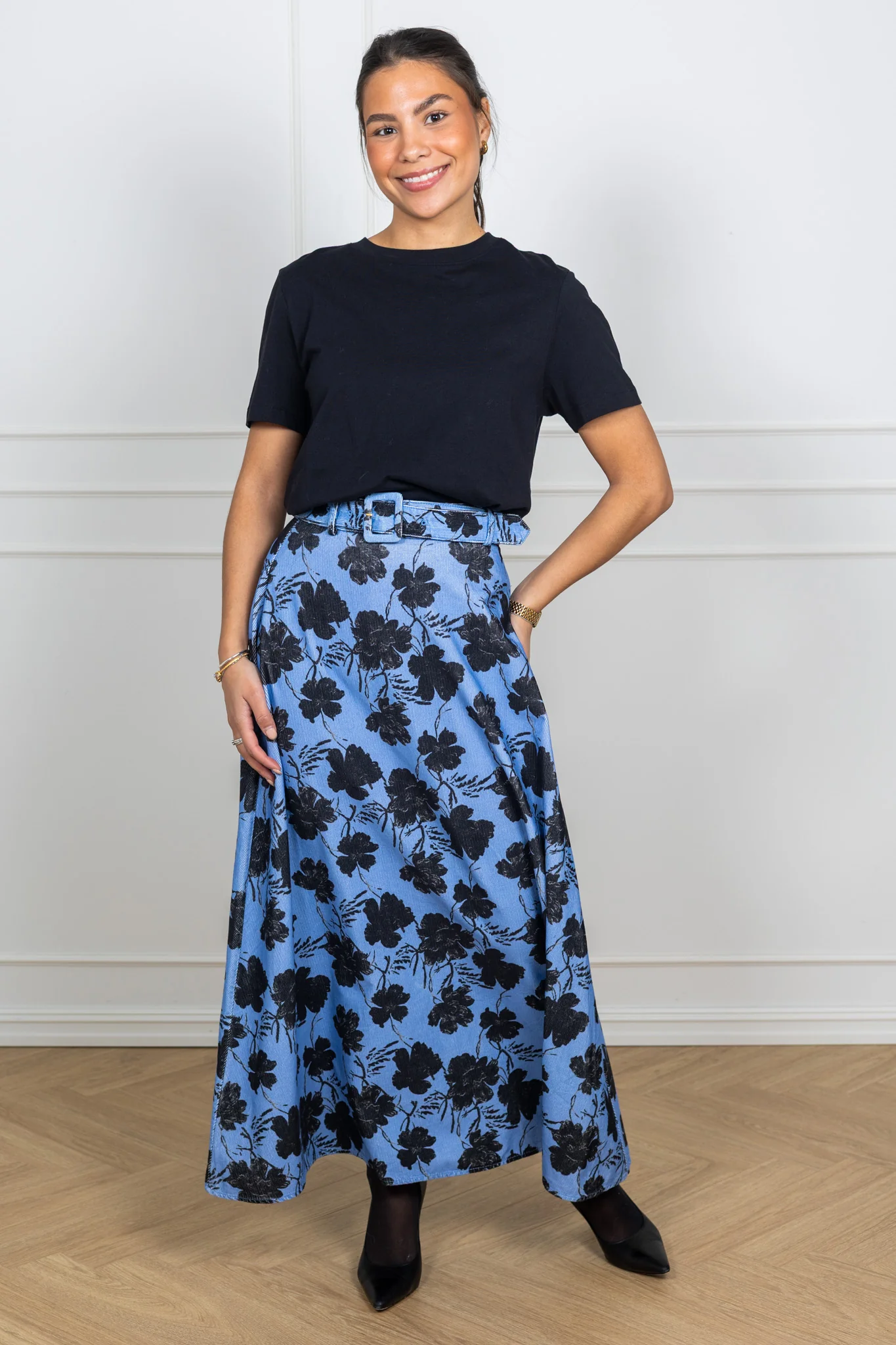Cord Maxi Skirt Blue Peony - Image 3