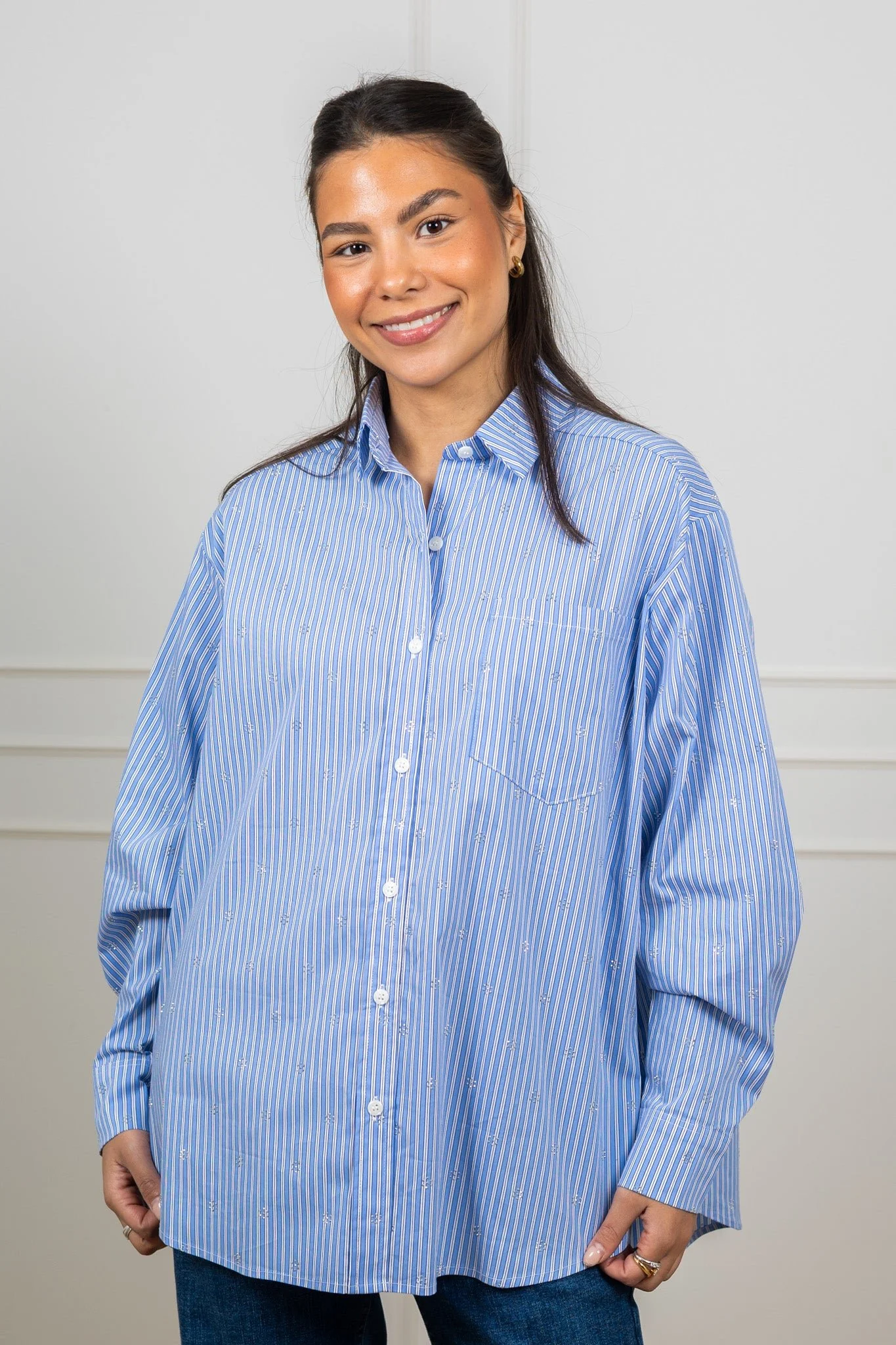Dalma Decoration Shirt Light Blue - Image 4