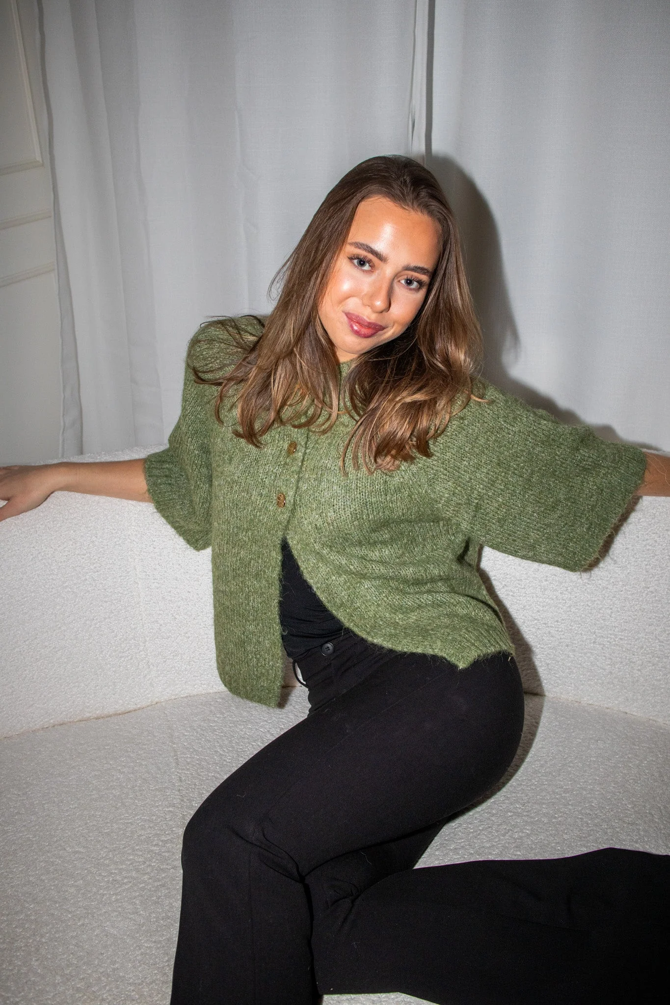 Benuta Fluffy Knit Cardigan Dusty Green - Image 6