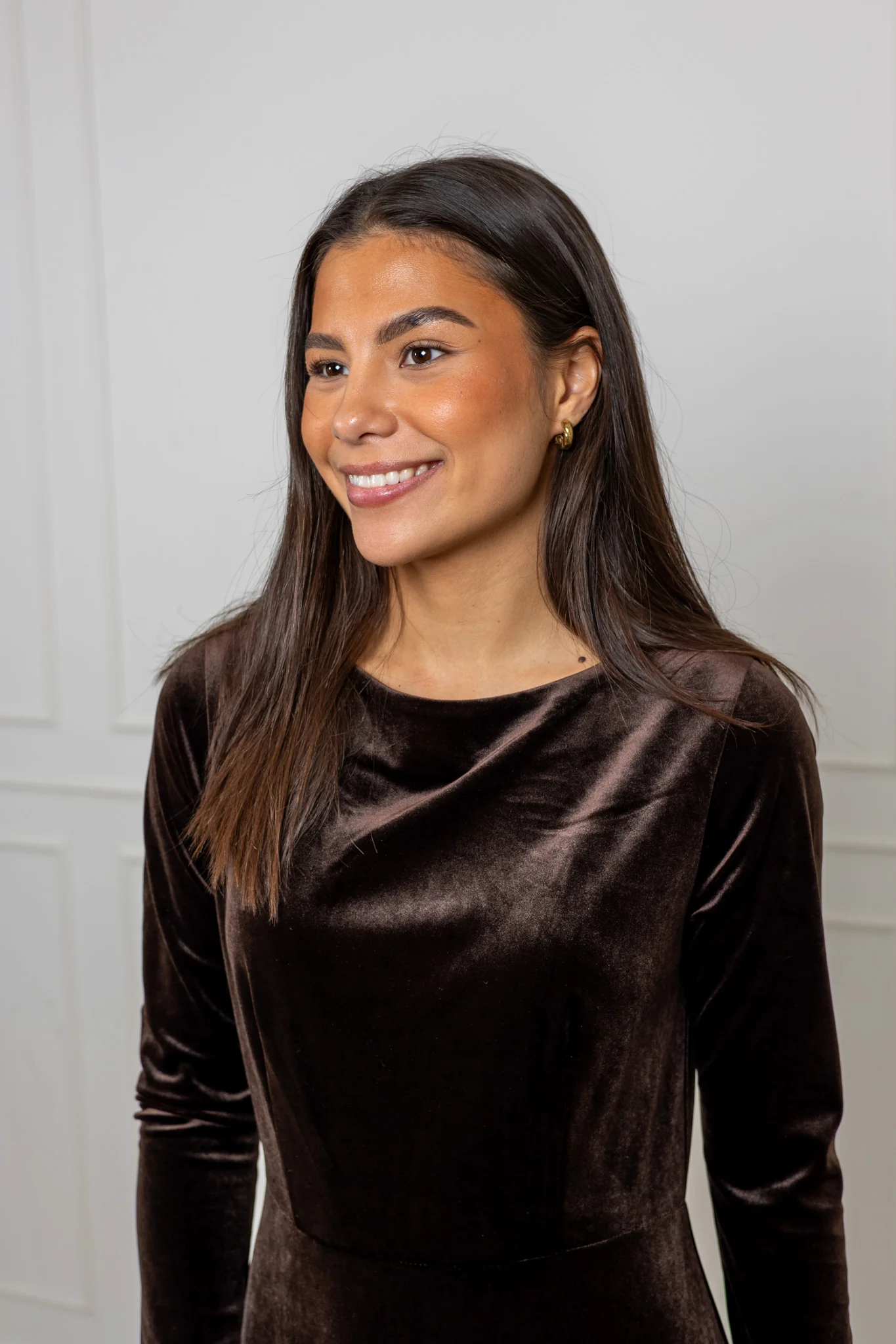 Attentiff Midi Velour Dress Choco - Image 9