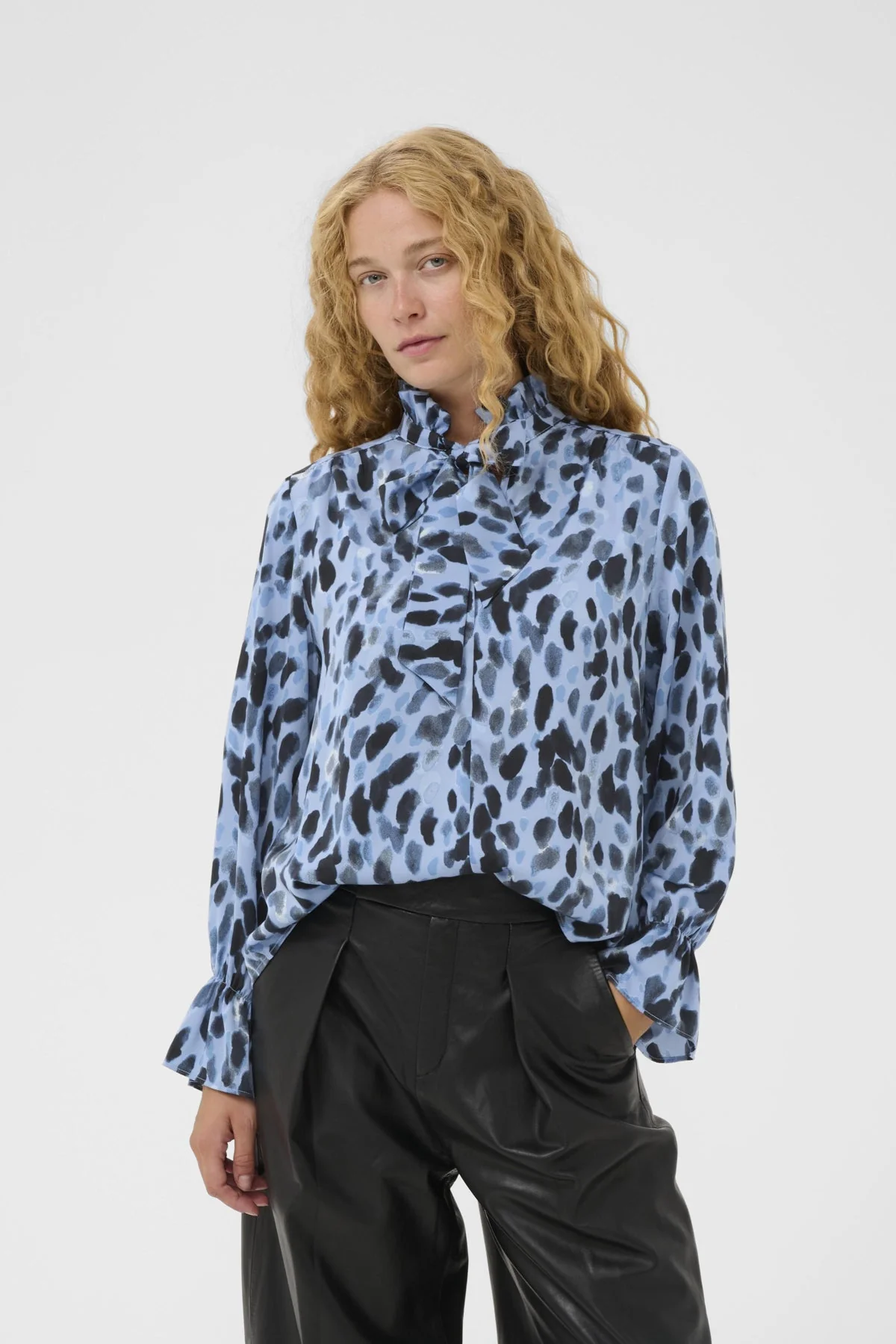 Gracieiw Printed Blouse Blue Painted Dot - Image 7