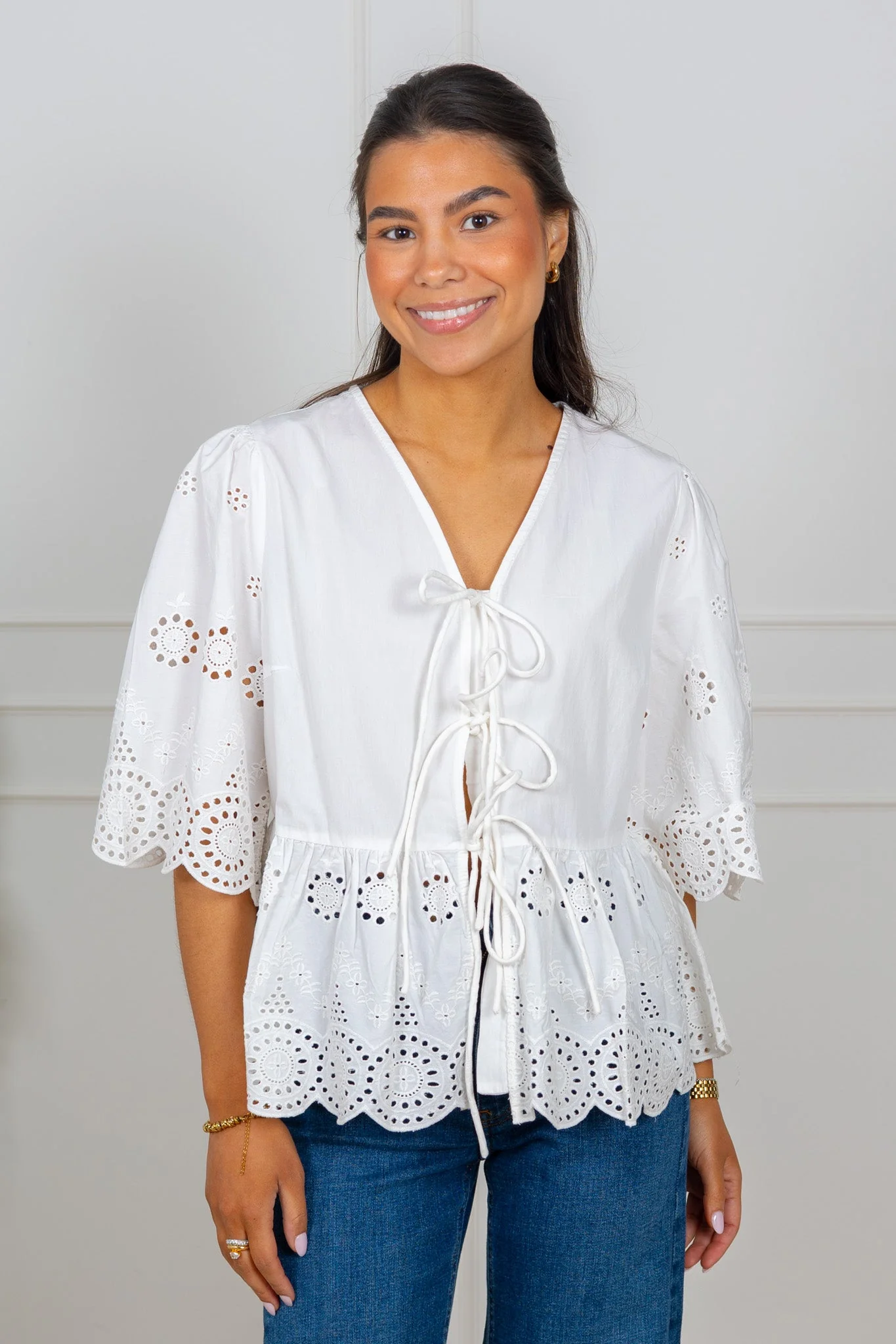 Cornelia 2/4 Tie Top Star White