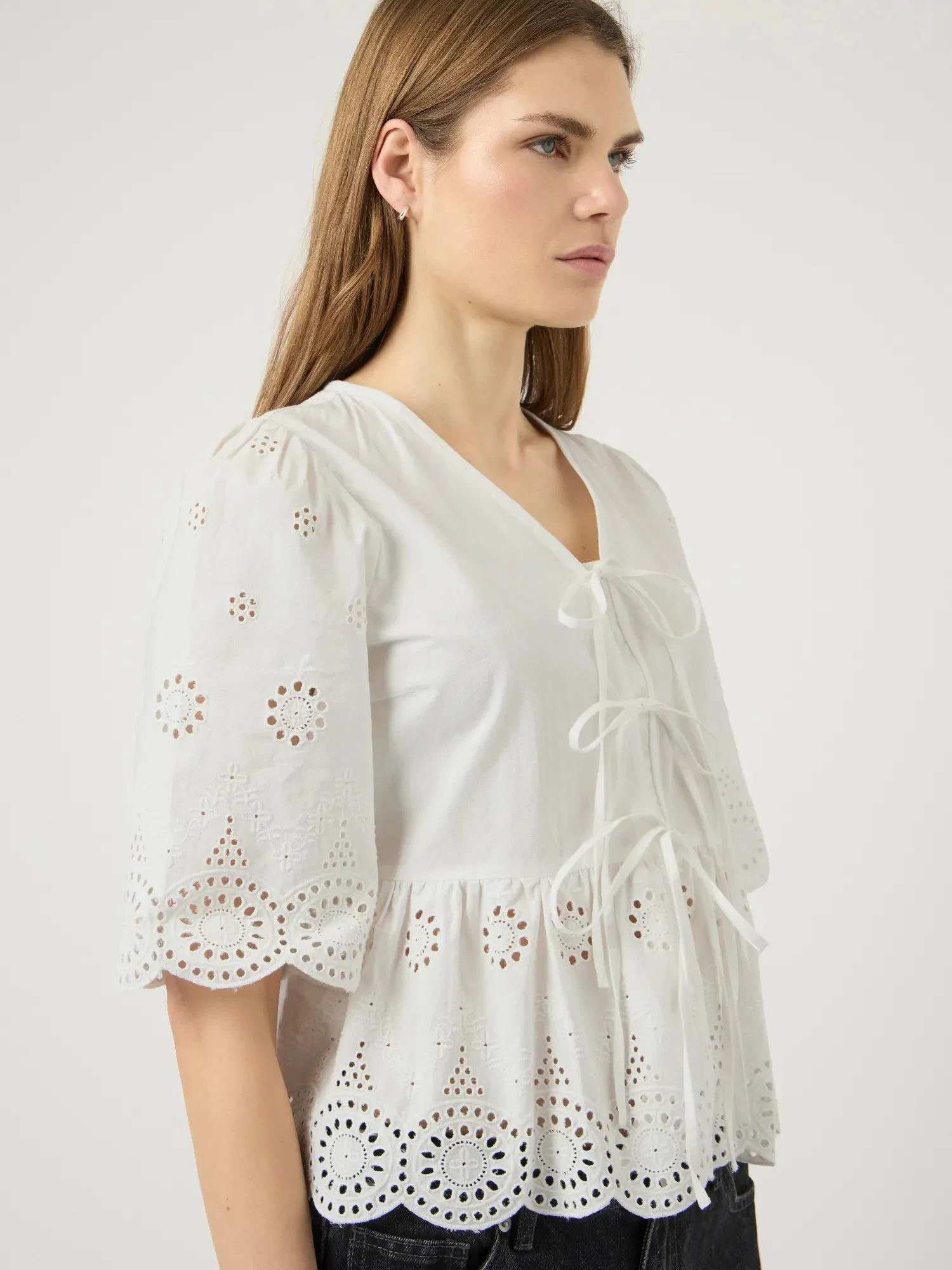 Cornelia 2/4 Tie Top Star White - Image 11