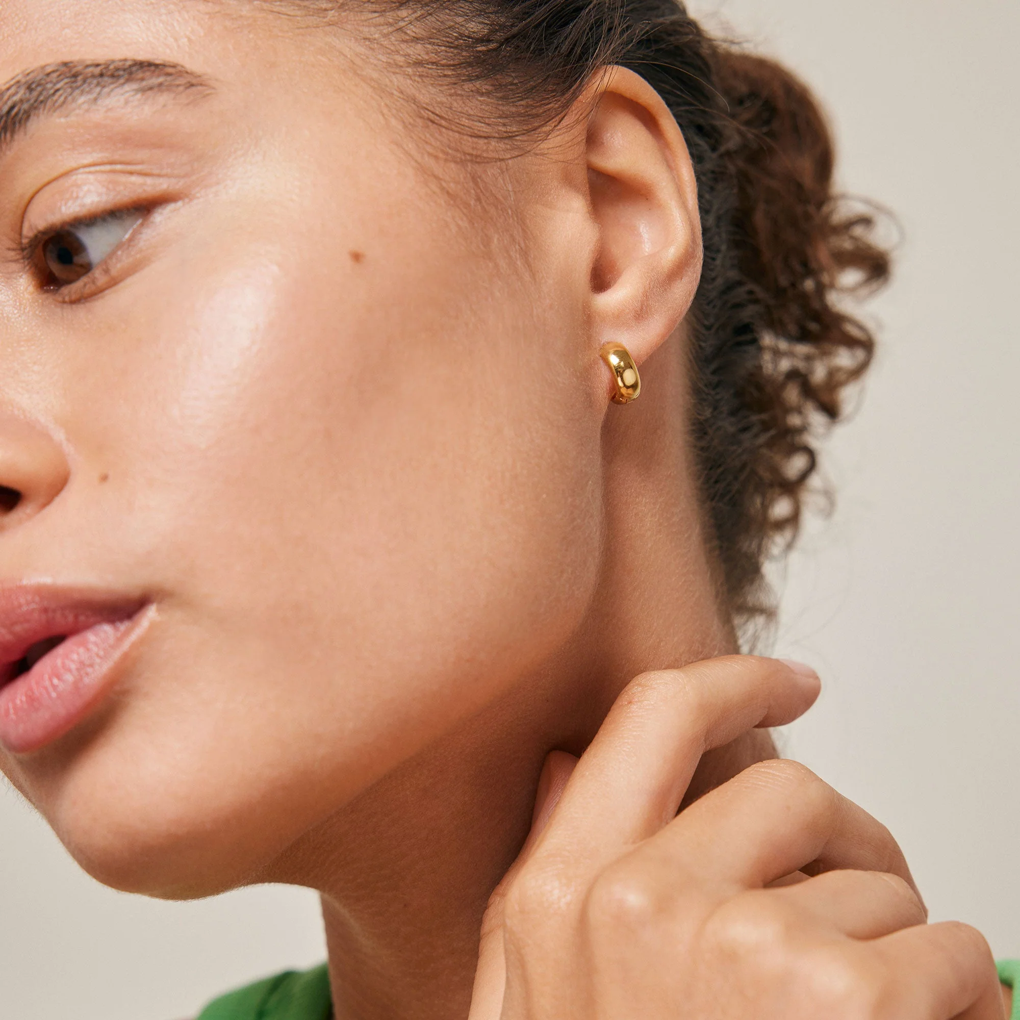 Classic Wide Earrings 11M Gold - Image 3