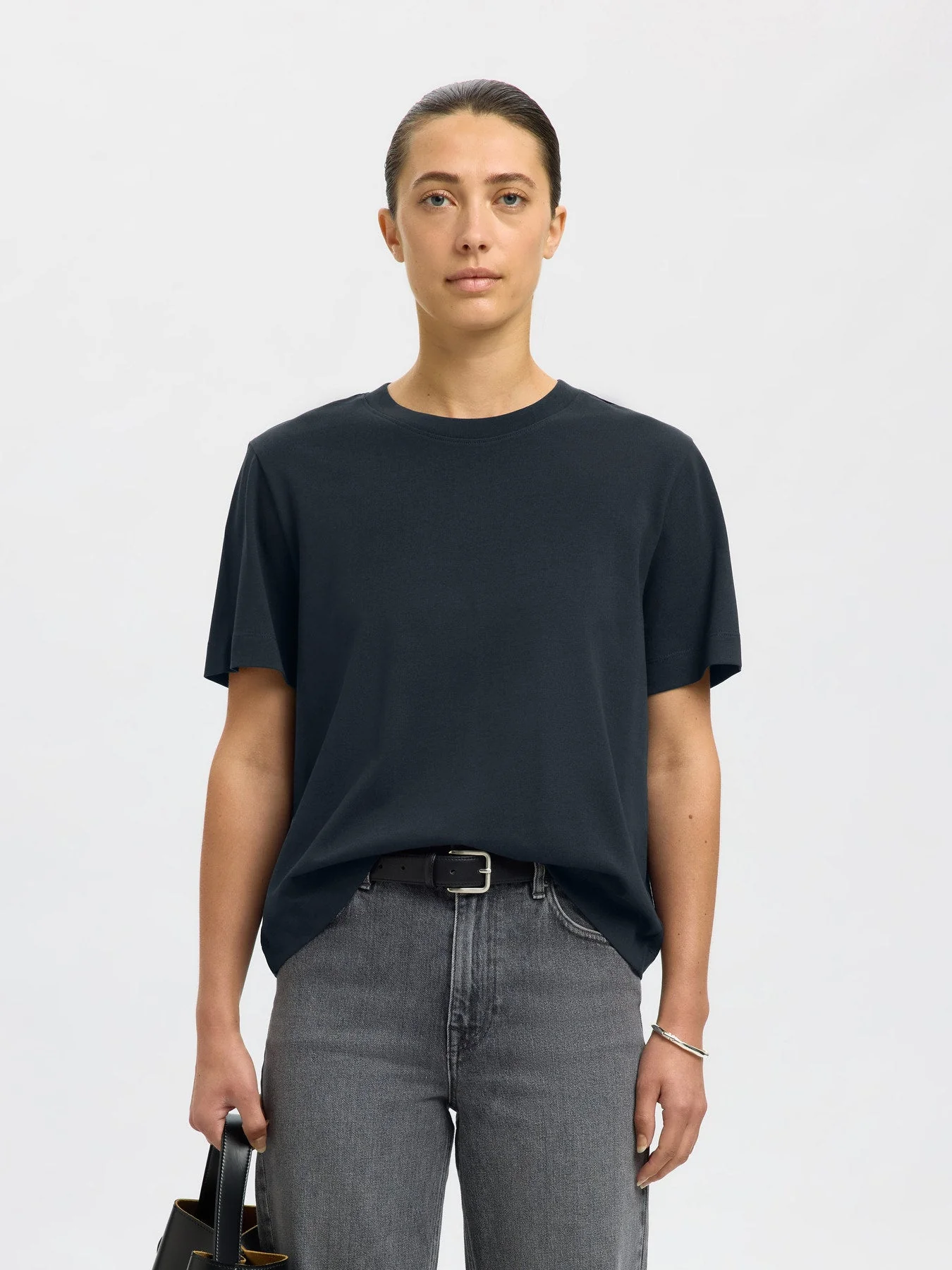 Essential Ss Boxy Tee Dark Sapphire - Image 4