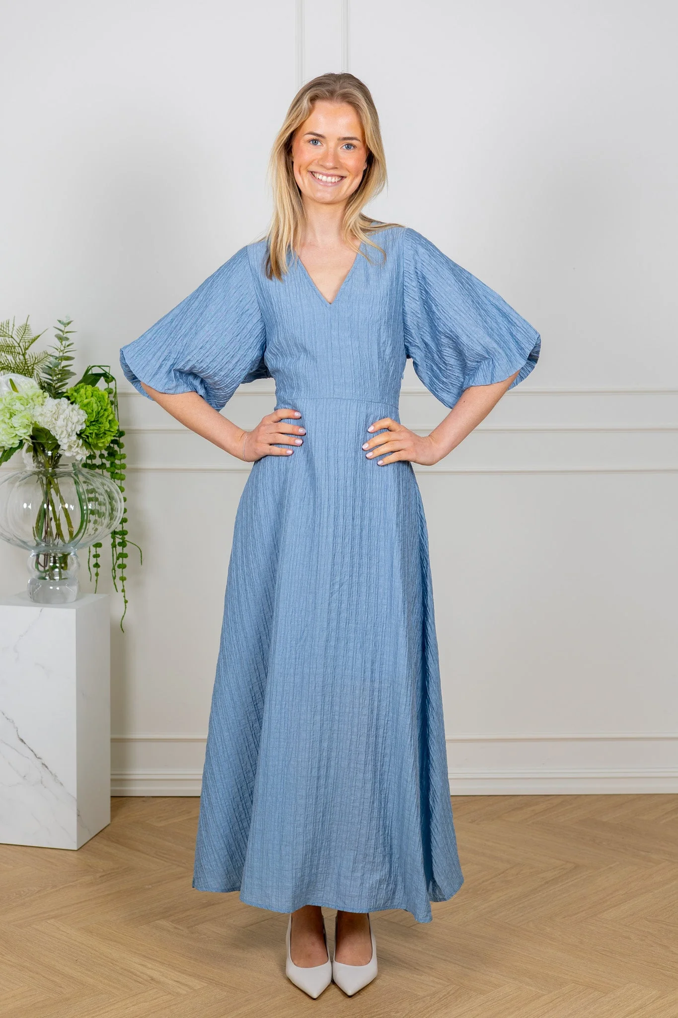 Maddie Ss Closed Back Midi Dress Dusty Blue