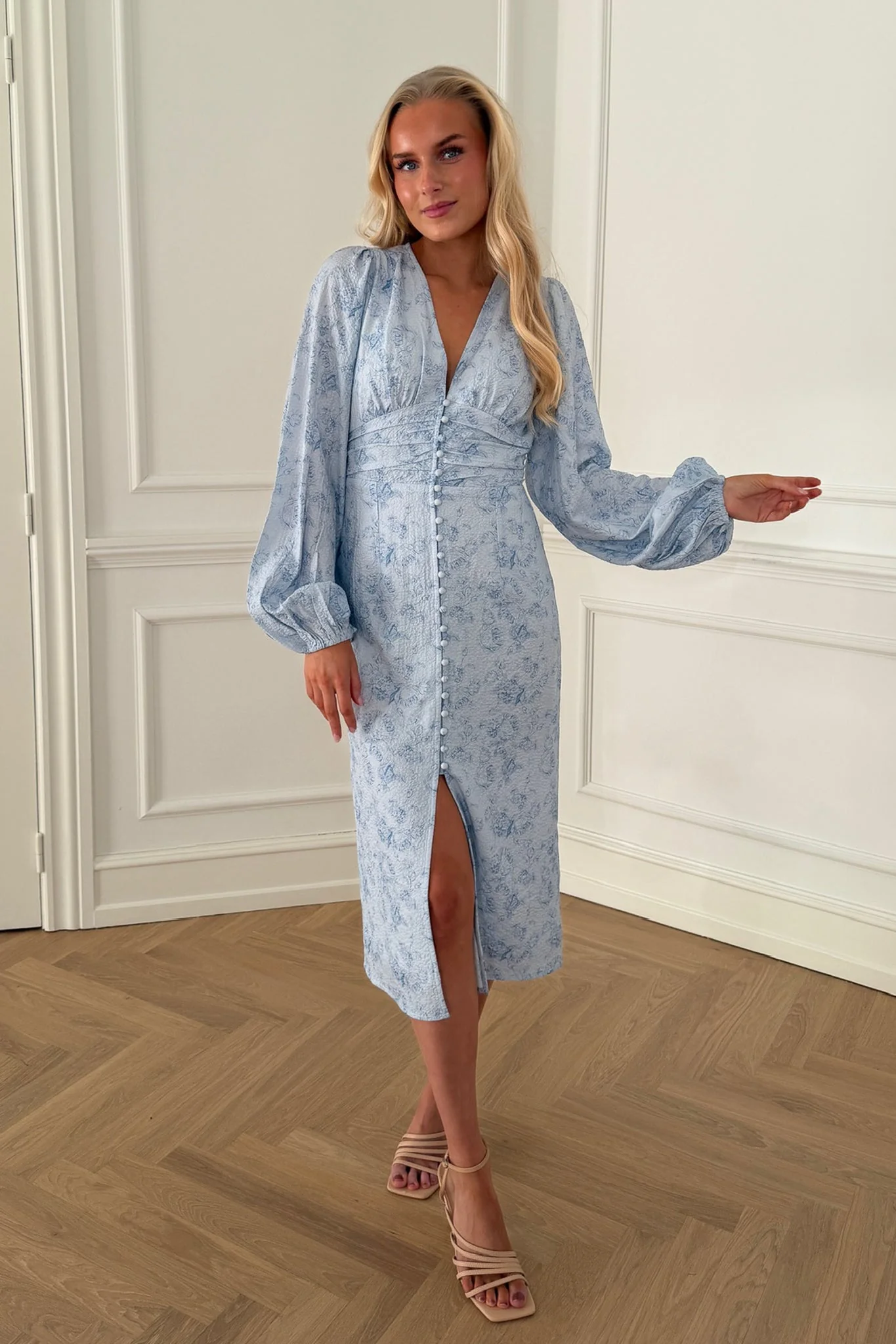 Ada Long Dress Soft Blue Blossom