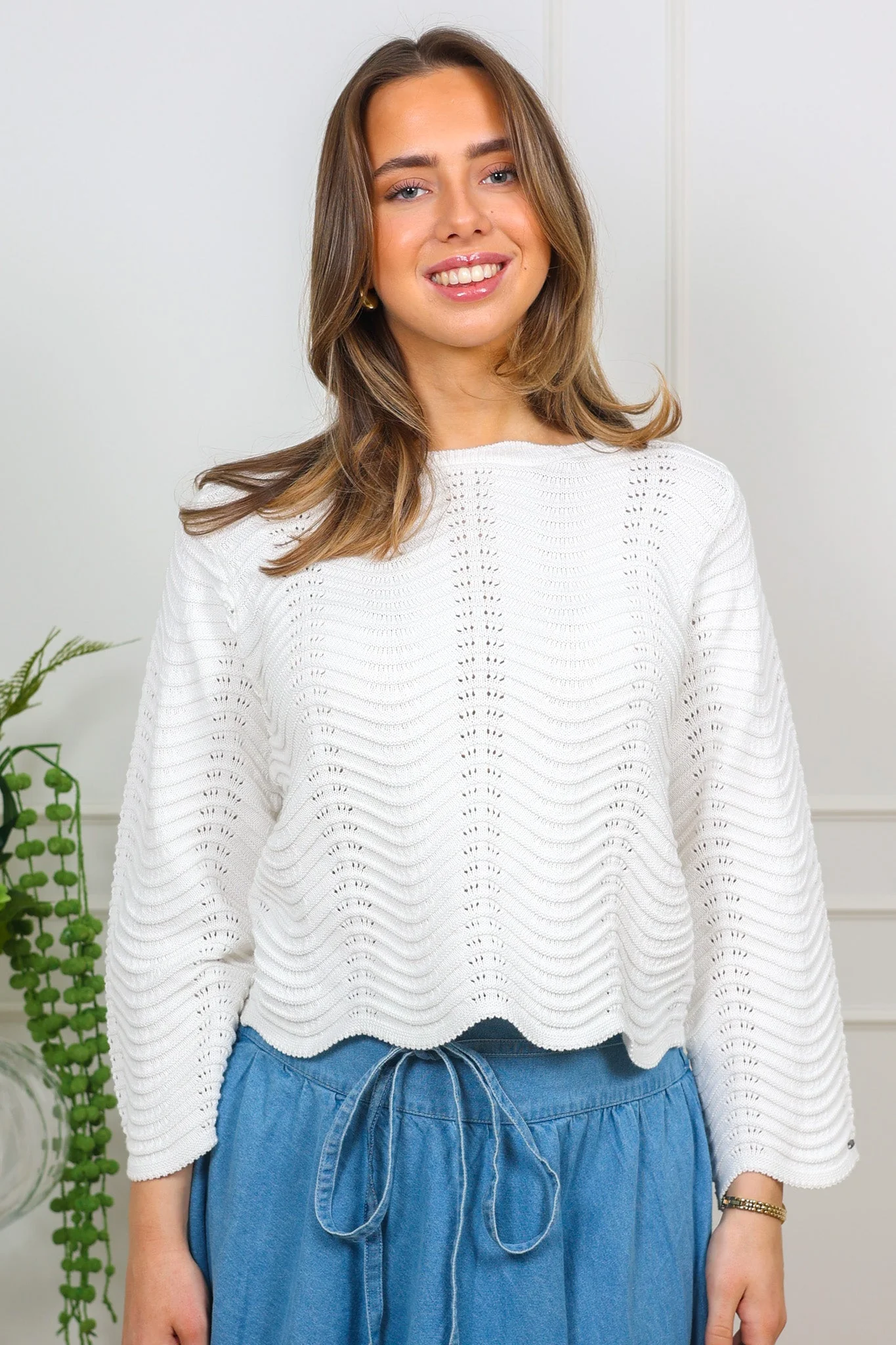 The Wave Riviera Pullover White