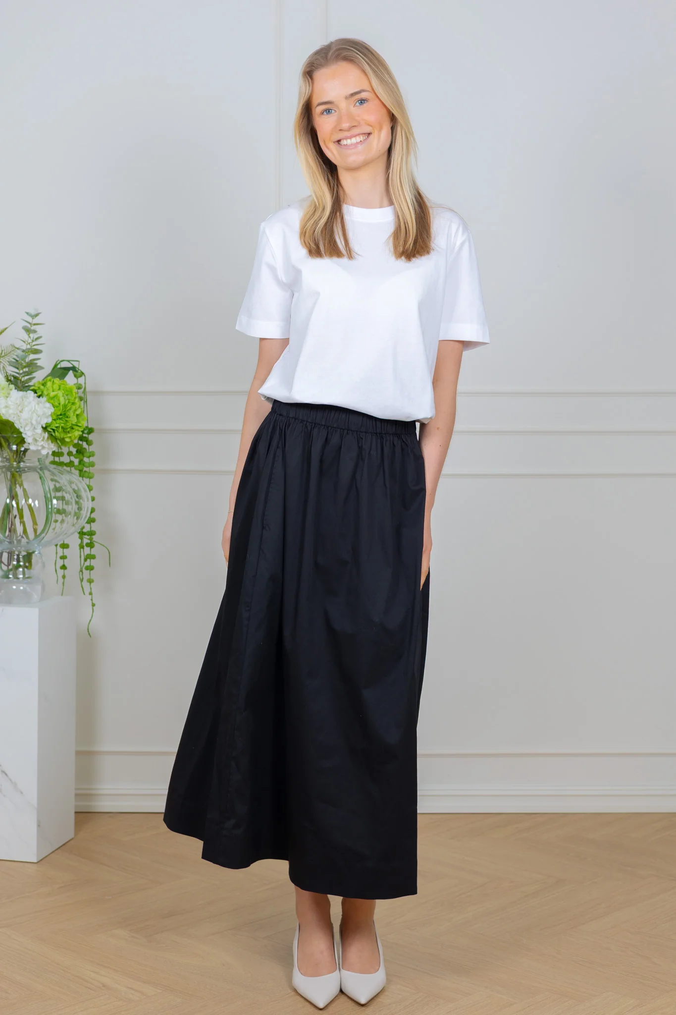 Freya Skirt Black - Image 3