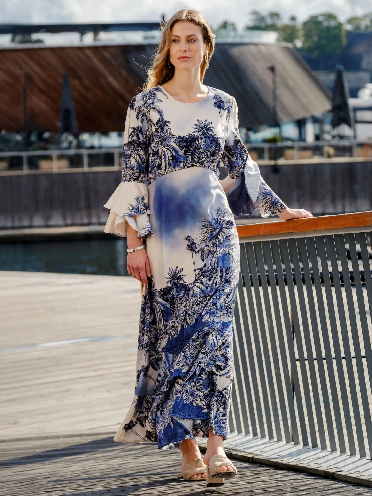Waikiki Dress Shaded Blue - Image 4