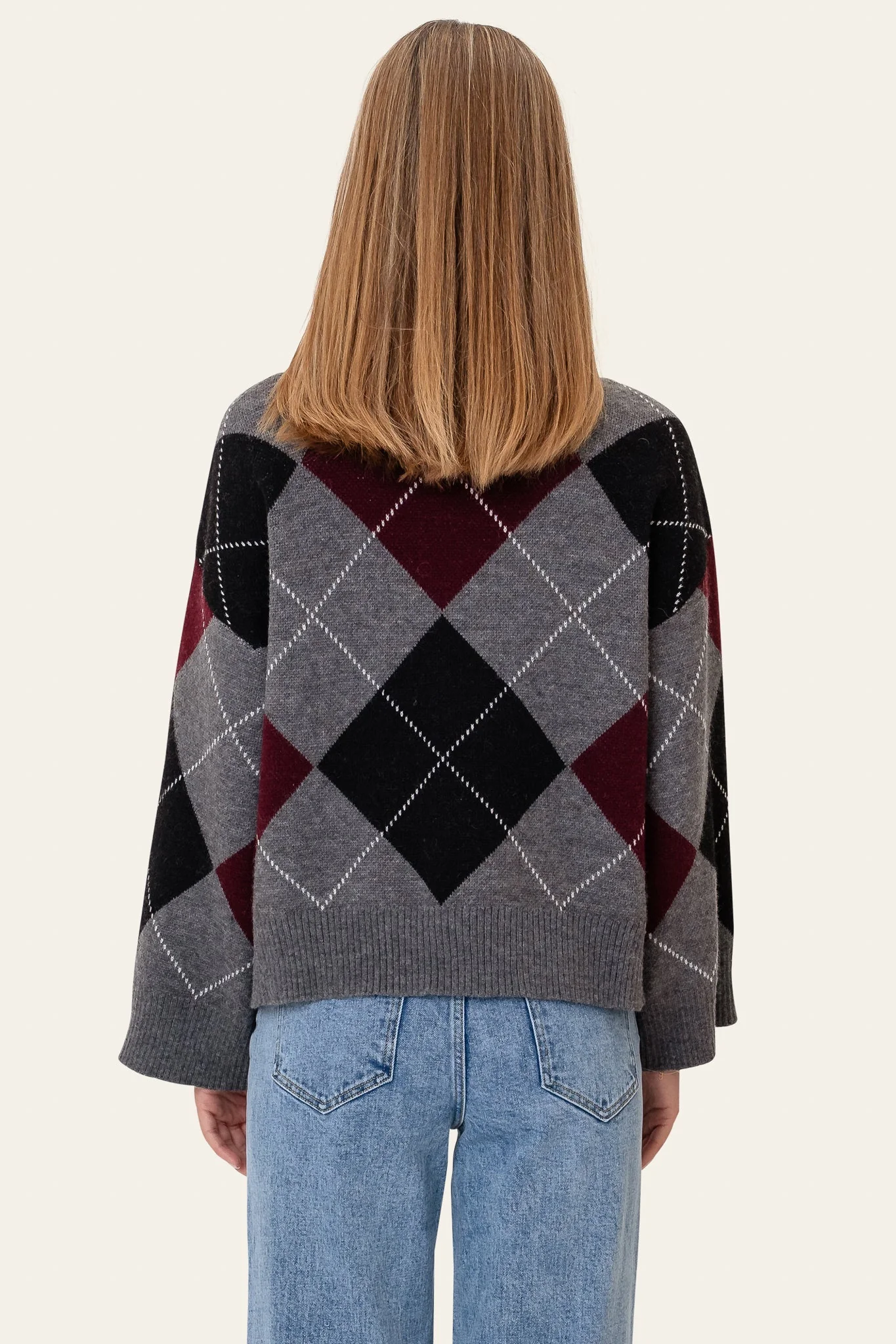 Bolette Pullover Grey Argyle - Image 10
