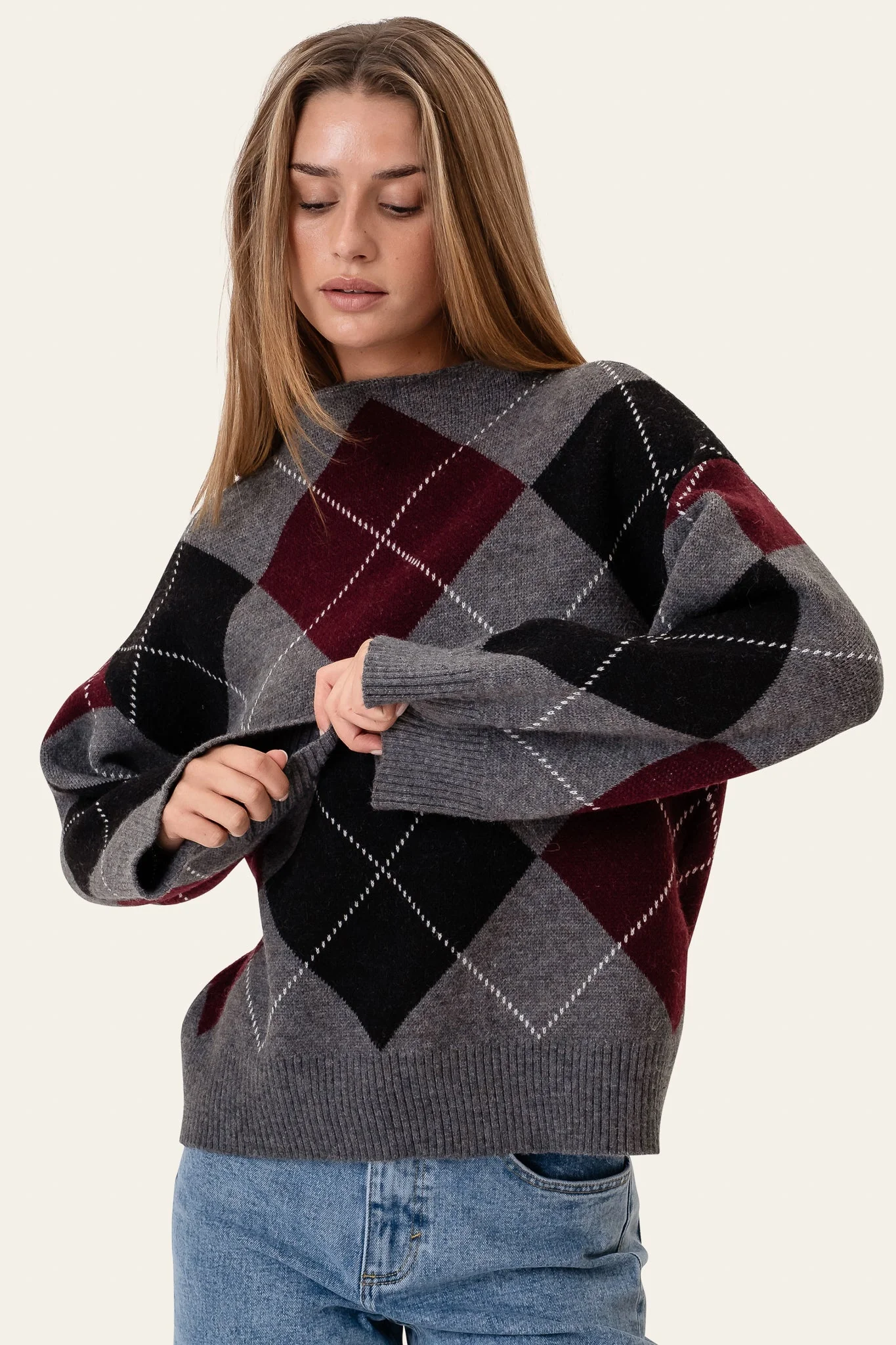 Bolette Pullover Grey Argyle - Image 7