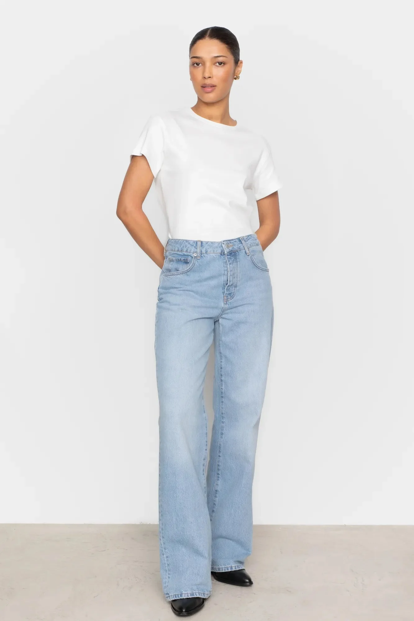 Billie Jeans Light Blue - Image 7
