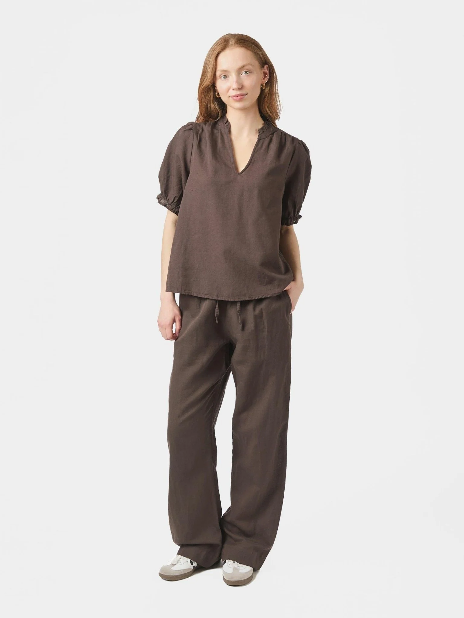 Odesa Linen Blouse Dark Brown - Image 9