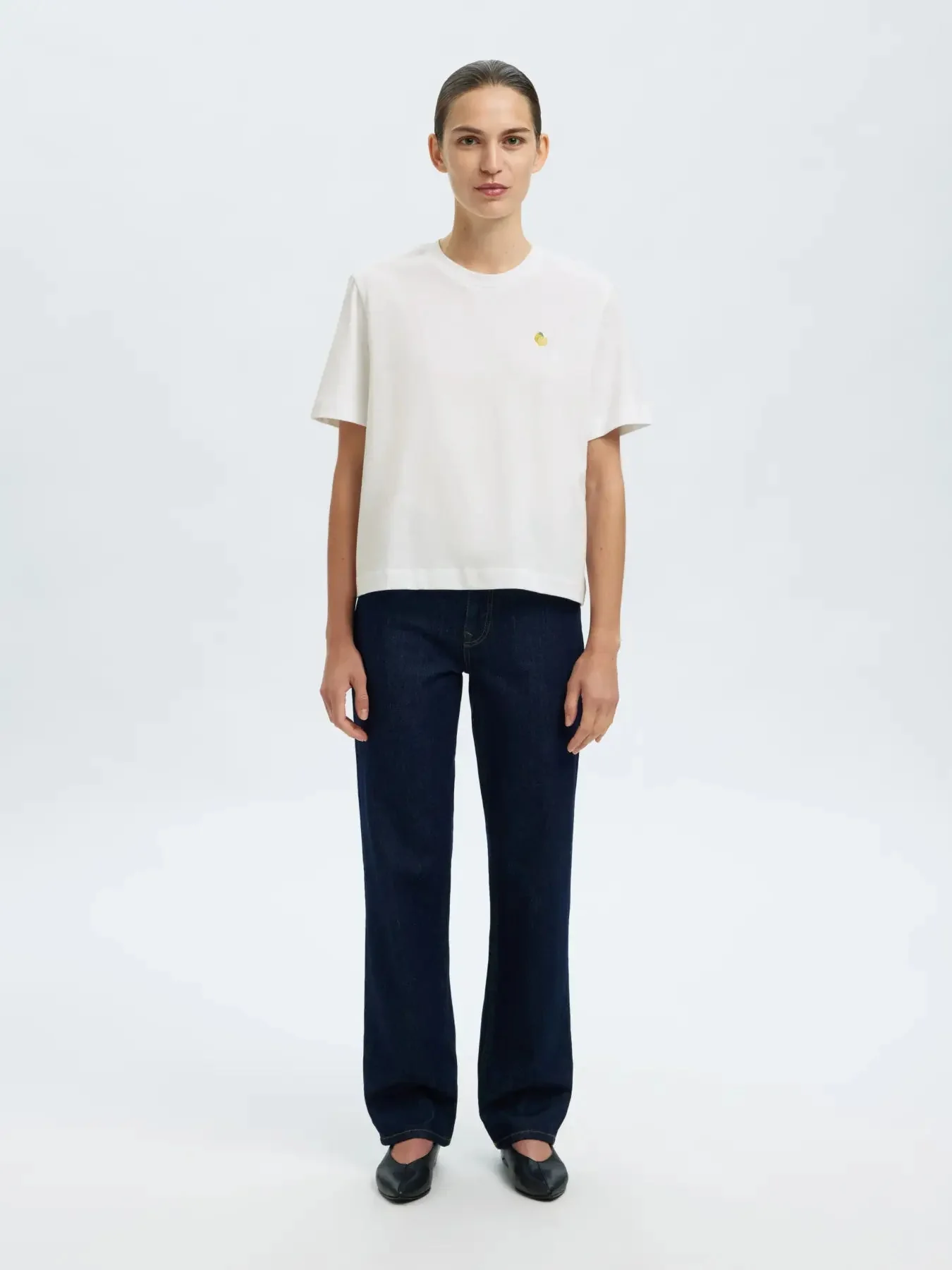 Ella Ss Emboxy Tee Ft Bright White Lemon Emb - Image 3