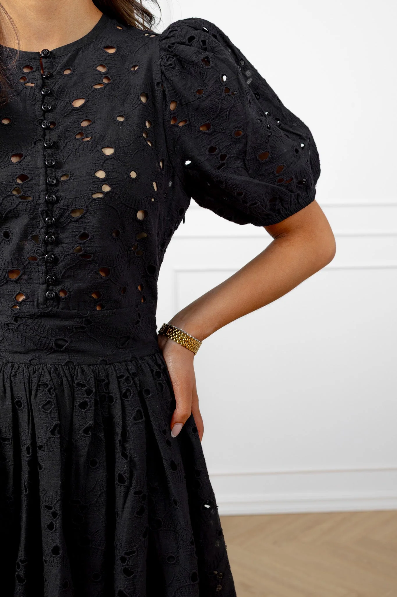 Broderie Anglaise Puffed Dress Black - Image 8