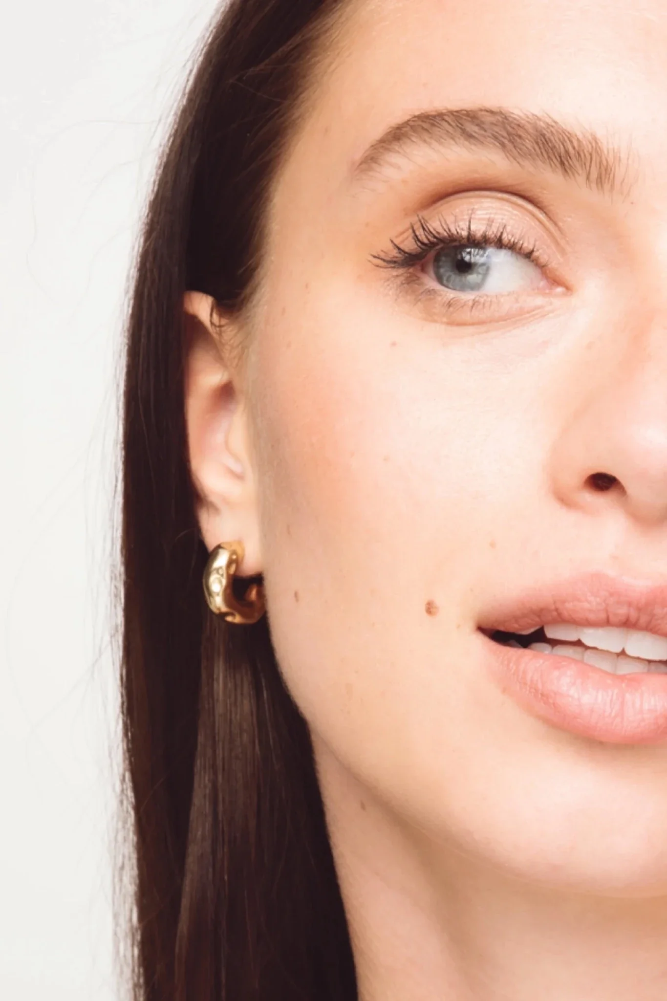 The Chunky Earring Gold - Image 4