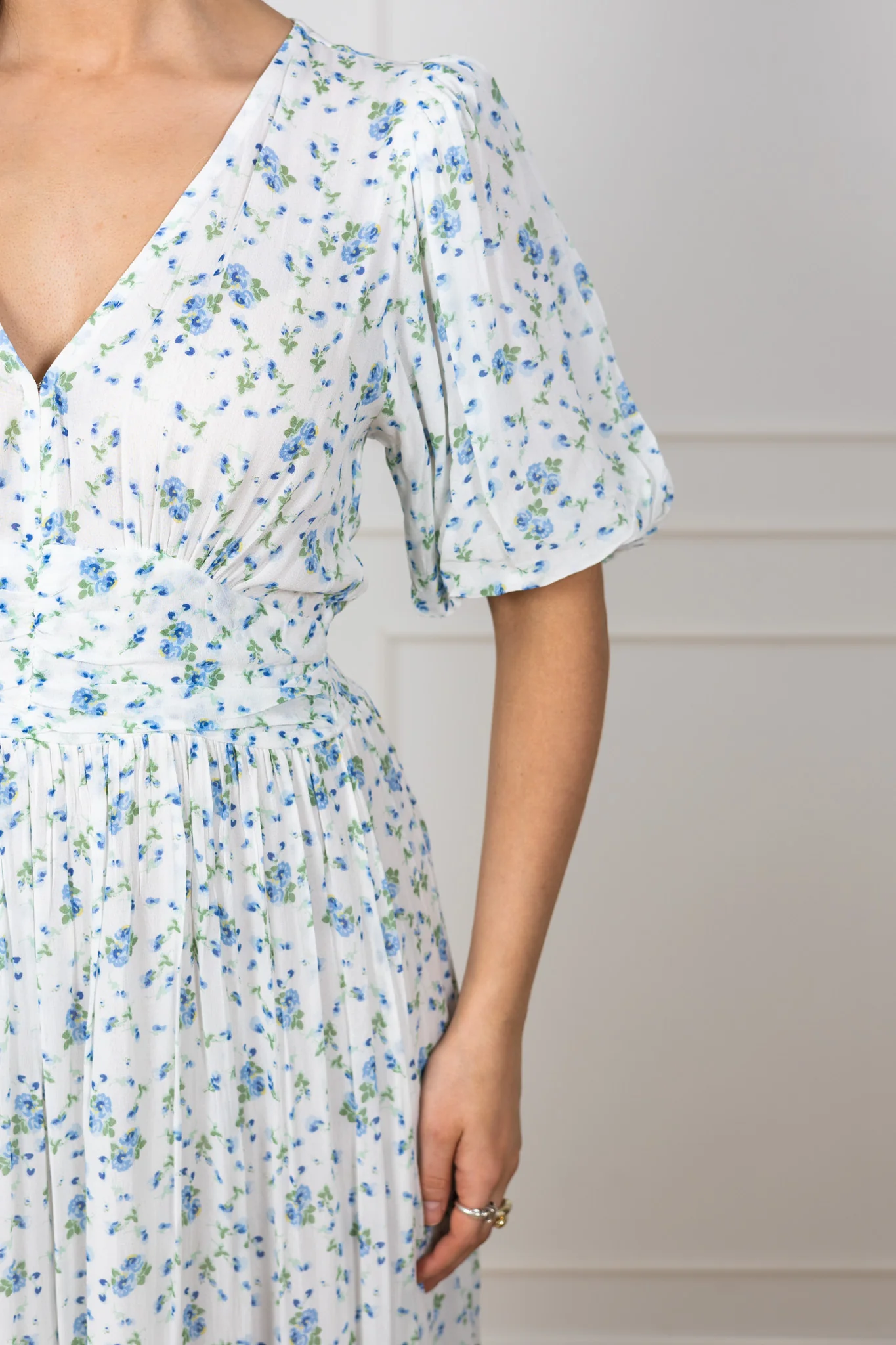 Leonora Dress Blue Fleur Georgette - Image 9