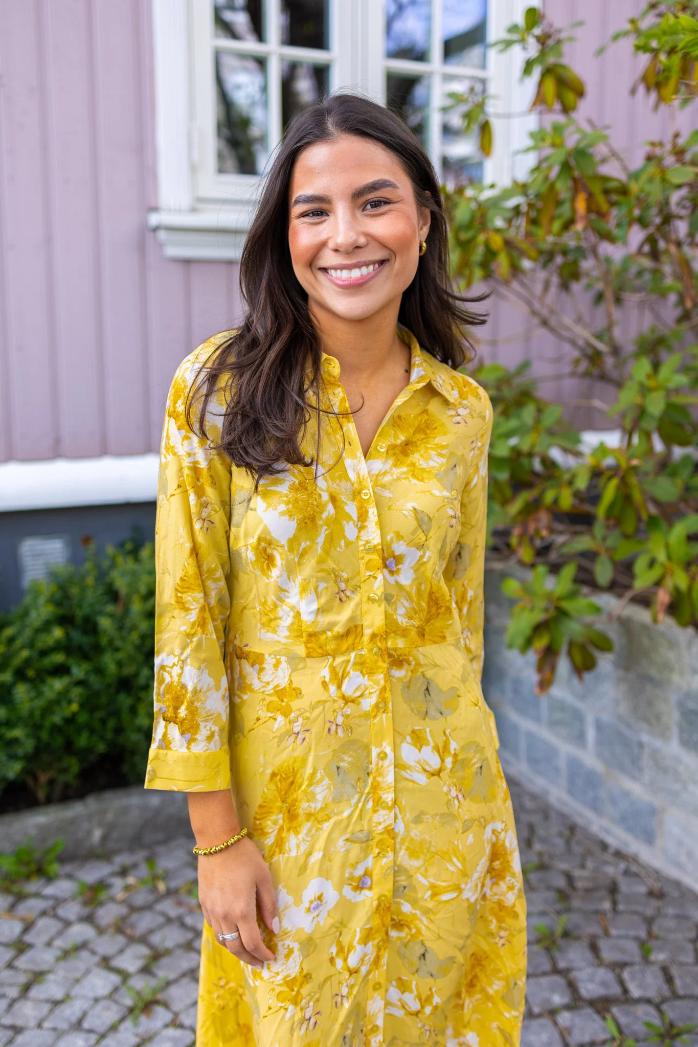 Savanna Long Shirt Dress Pale Banana Lemon Print - Image 6