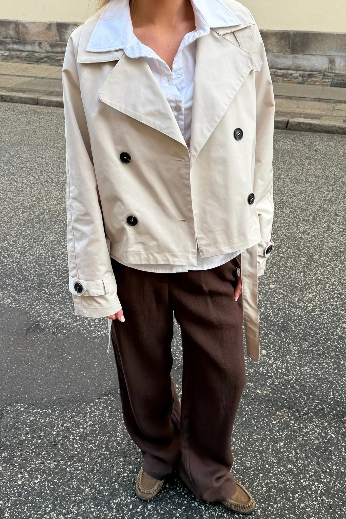 Alma Trenchcoat Light Sand - Image 3