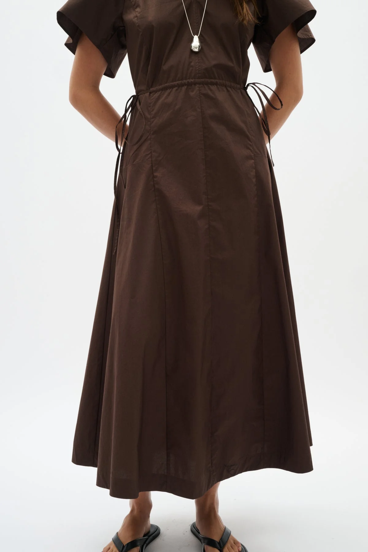 Raveniw Dress Coffee Bean - Image 8