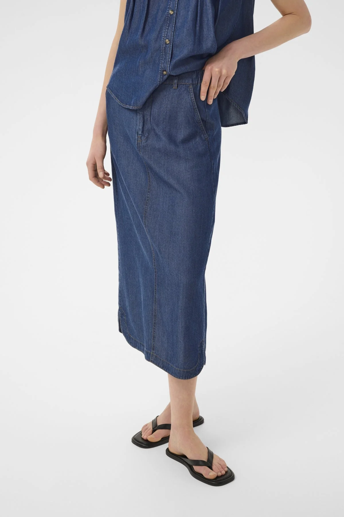 Eloiseiw Skirt Dark Blue Denim - Image 2