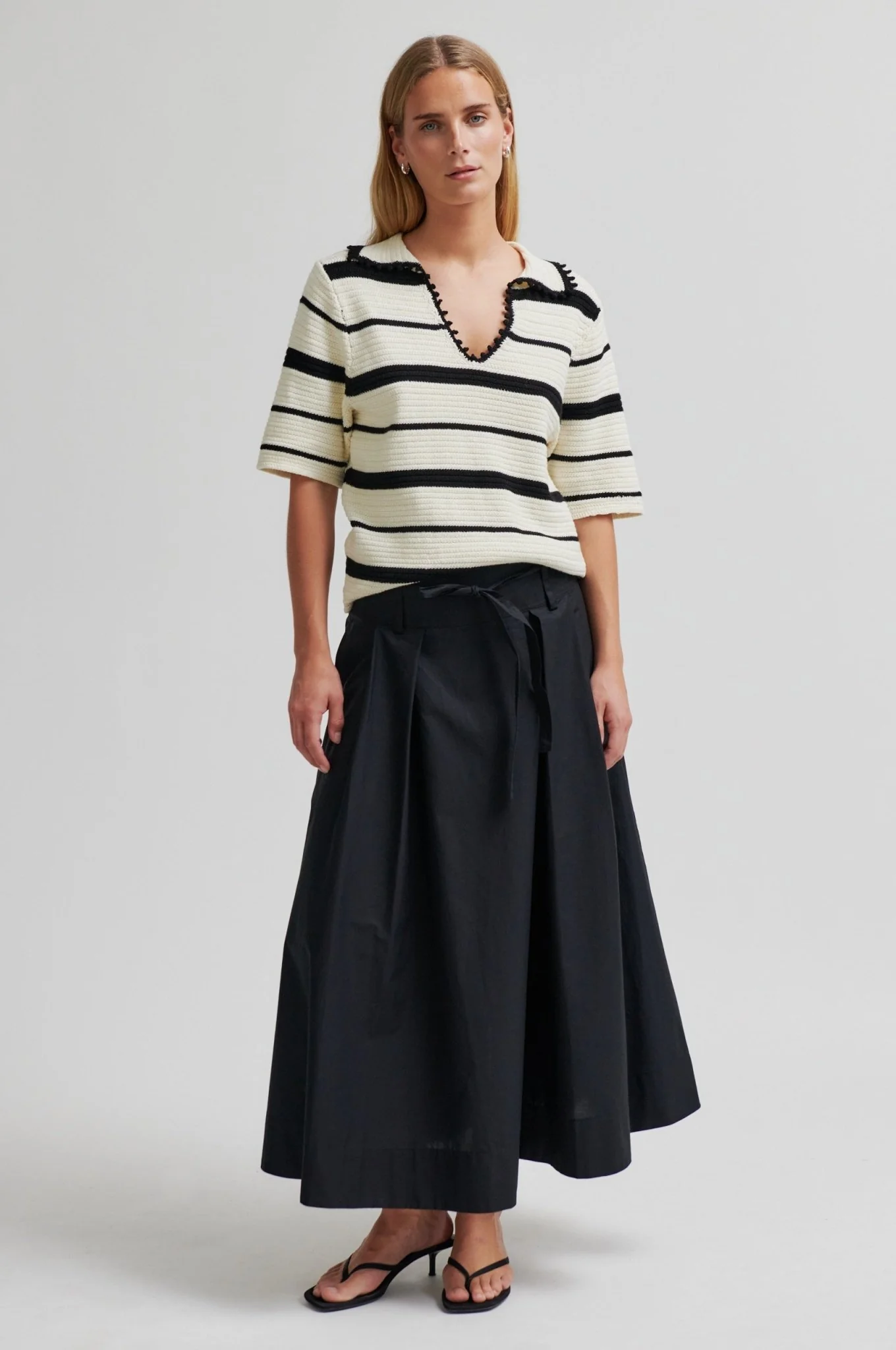 Larkini Skirt Black - Image 5