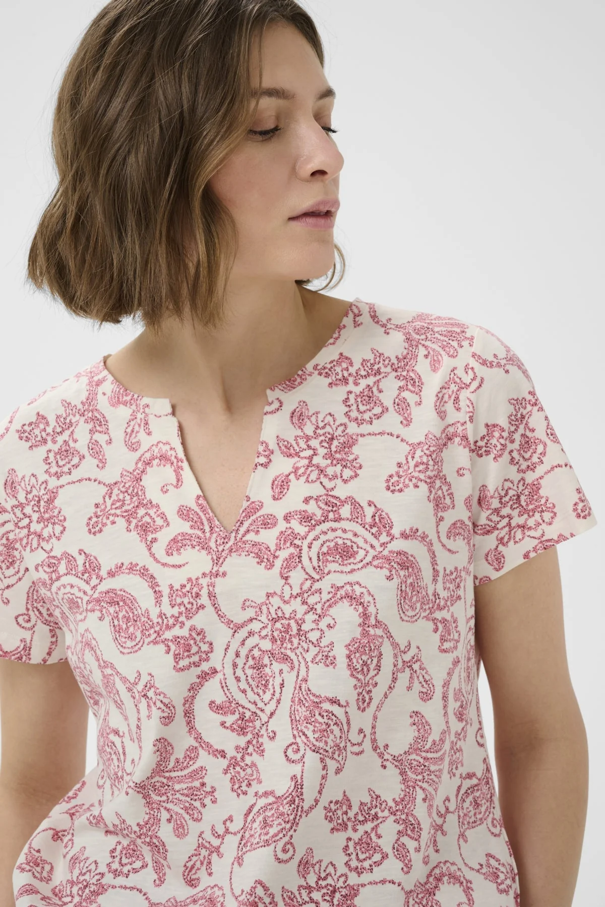 Gesinas T-Shirt Peach Blossom Dot Paisley - Image 4