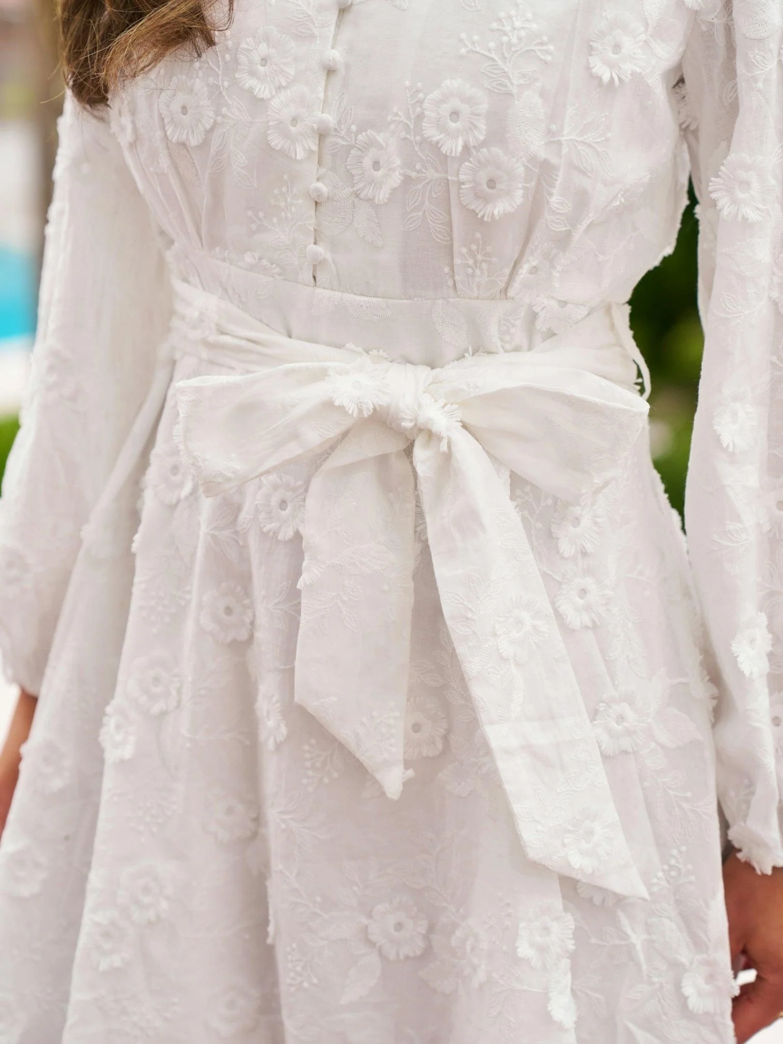 Monnie Embroidery Dress White - Image 4