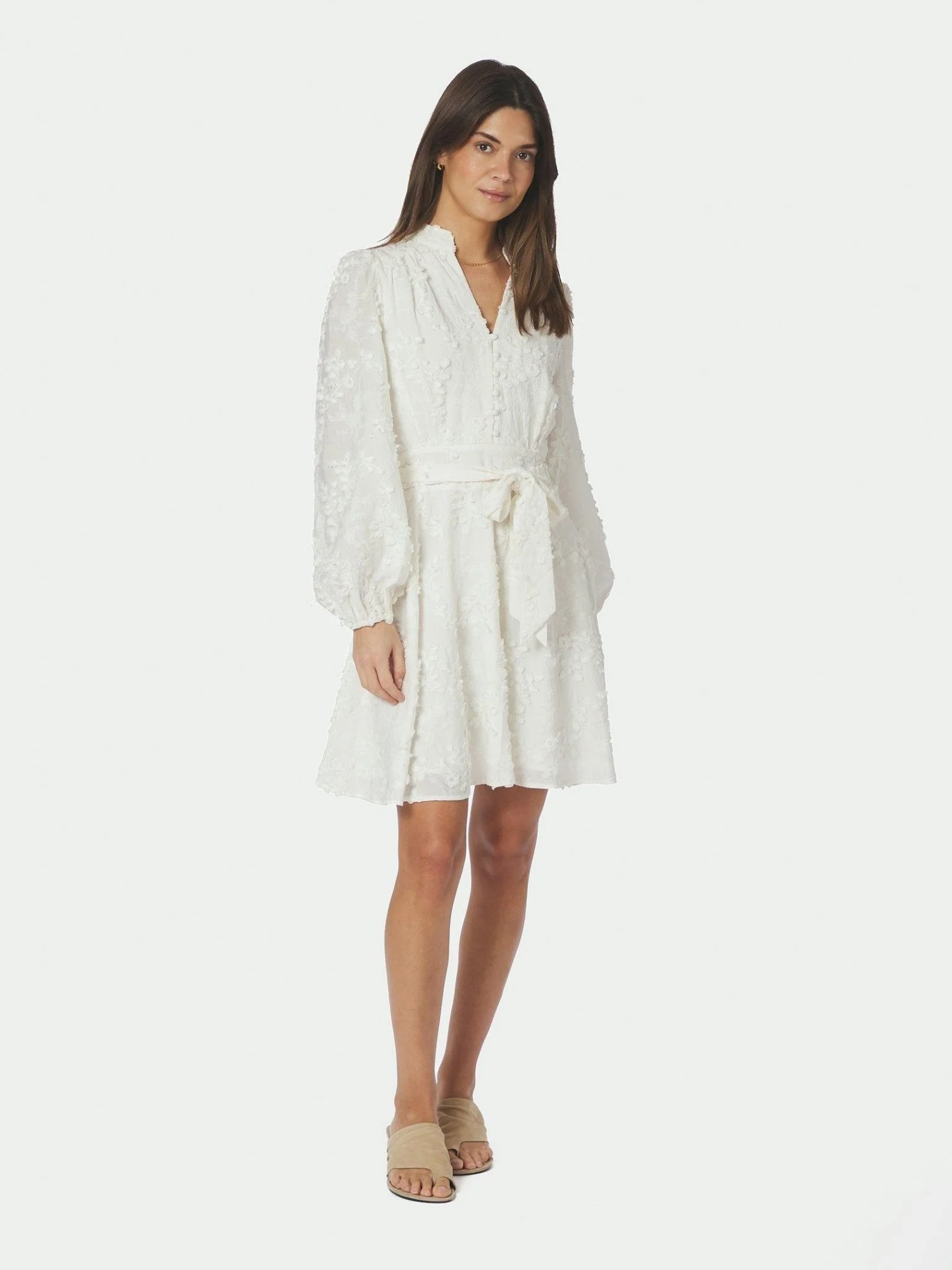 Monnie Embroidery Dress White - Image 5