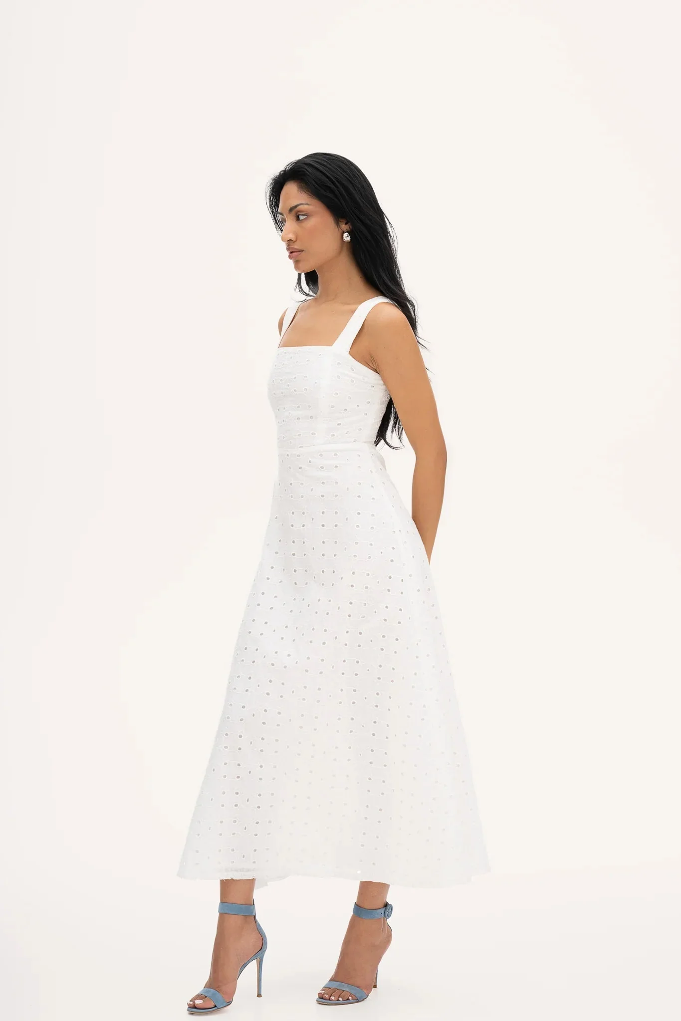 Penelope Dress White Embroidery - Image 3