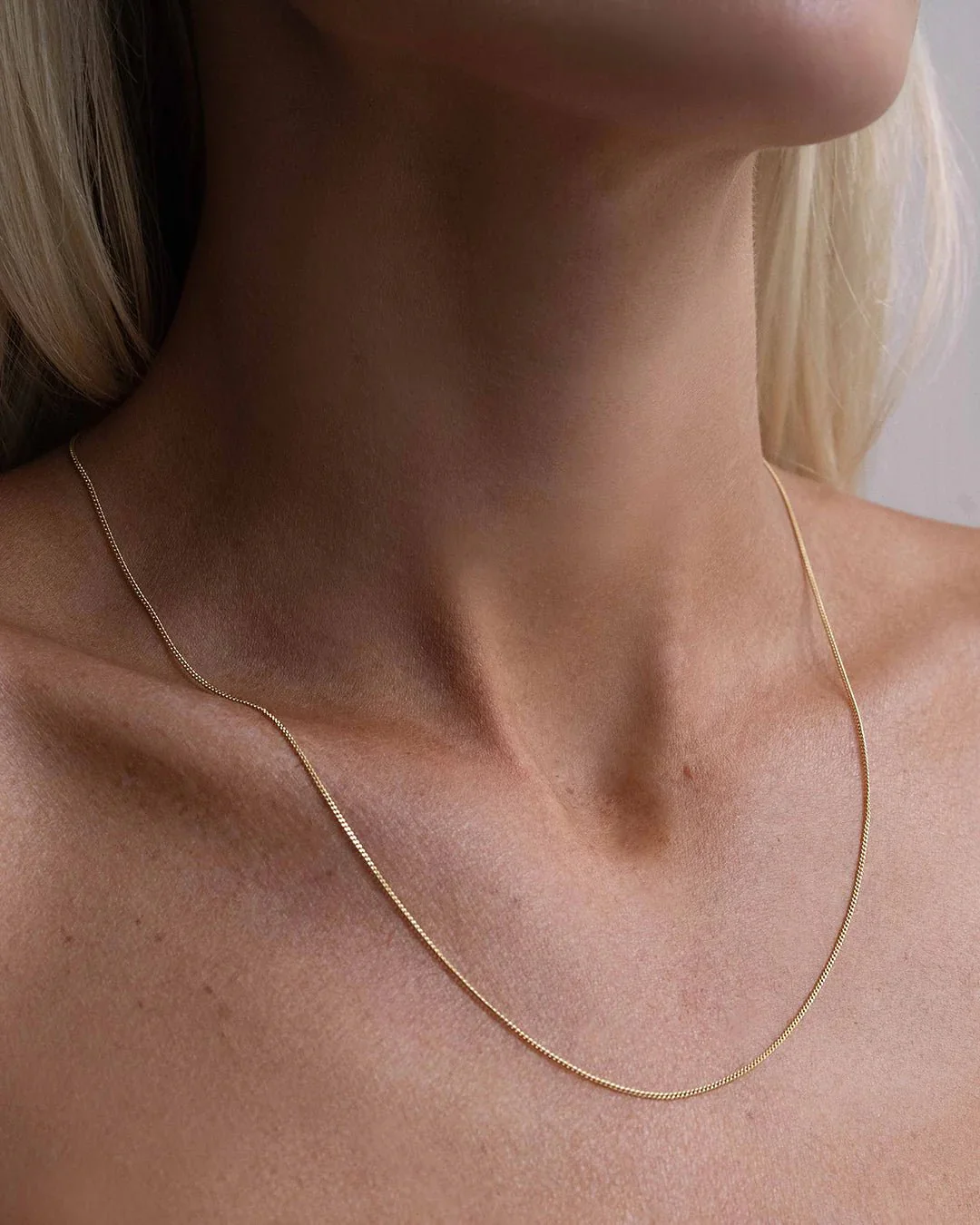 Thin Chain Gold 52cm