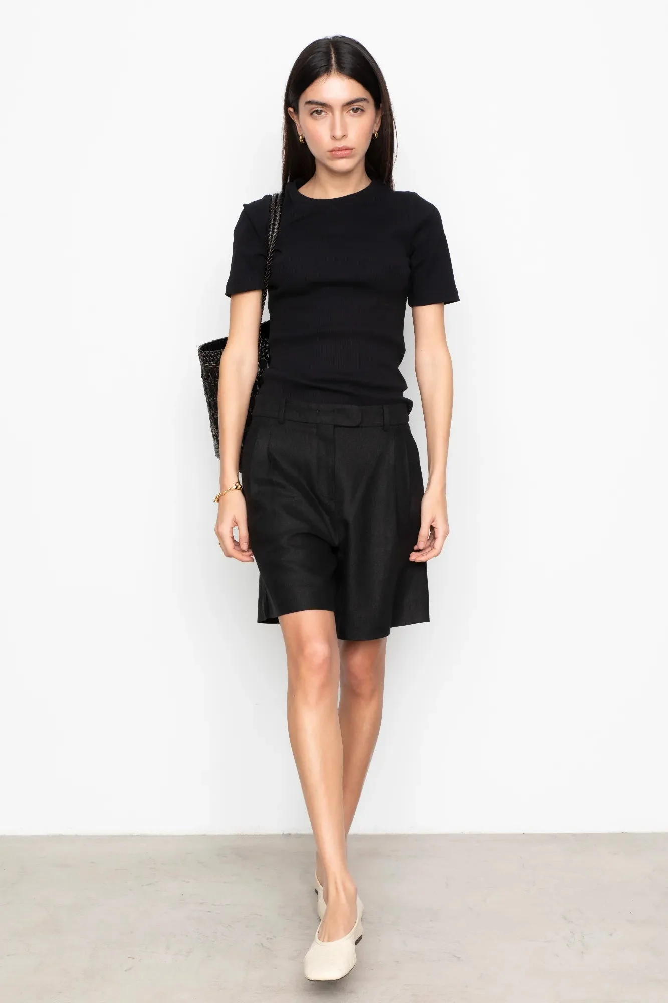 Daria Shorts Black - Image 2