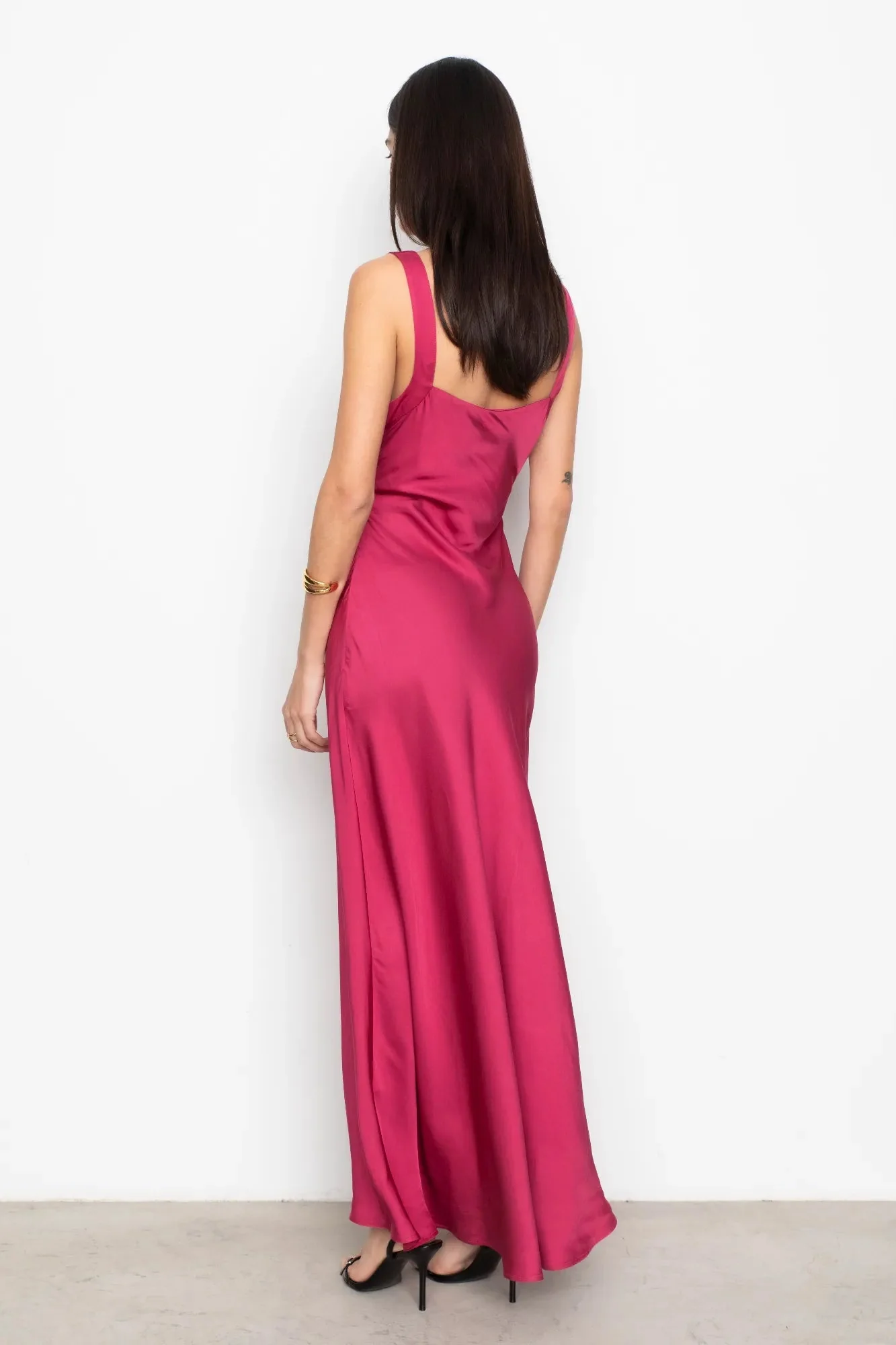 Anna Dress Berry - Image 7