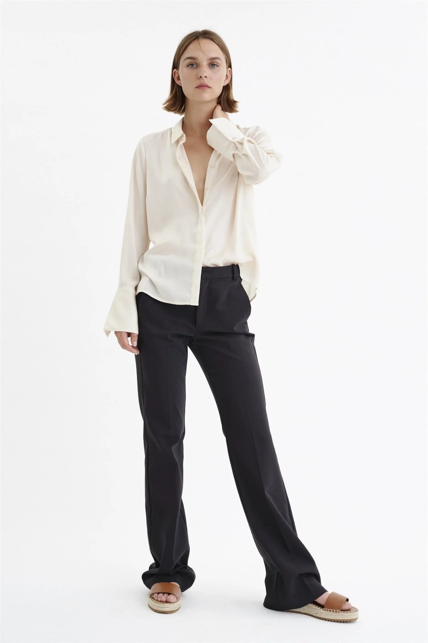 Zella Bootcut Pant Black - Image 4