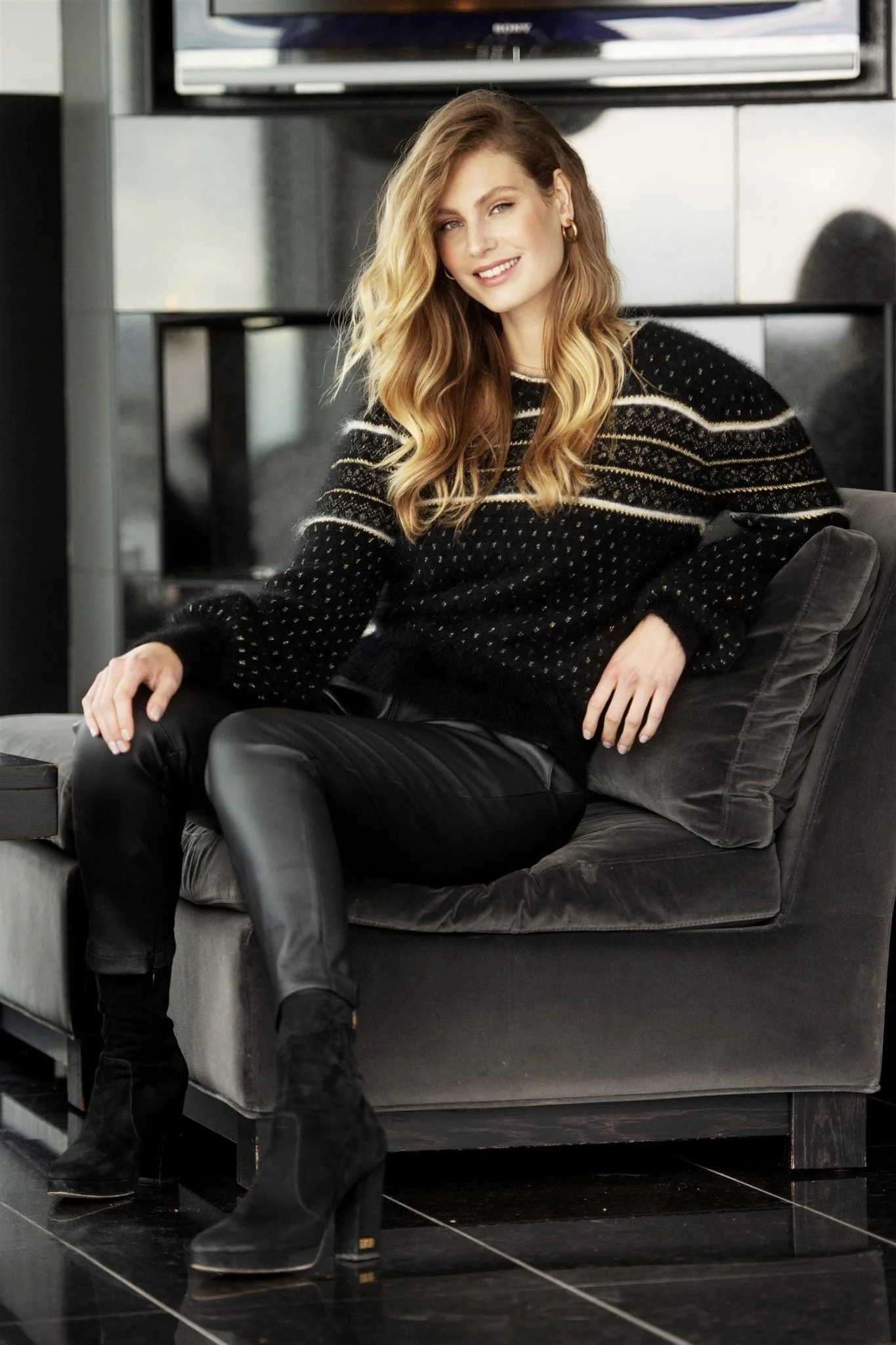 Stella Black Leather Trouser - Image 3
