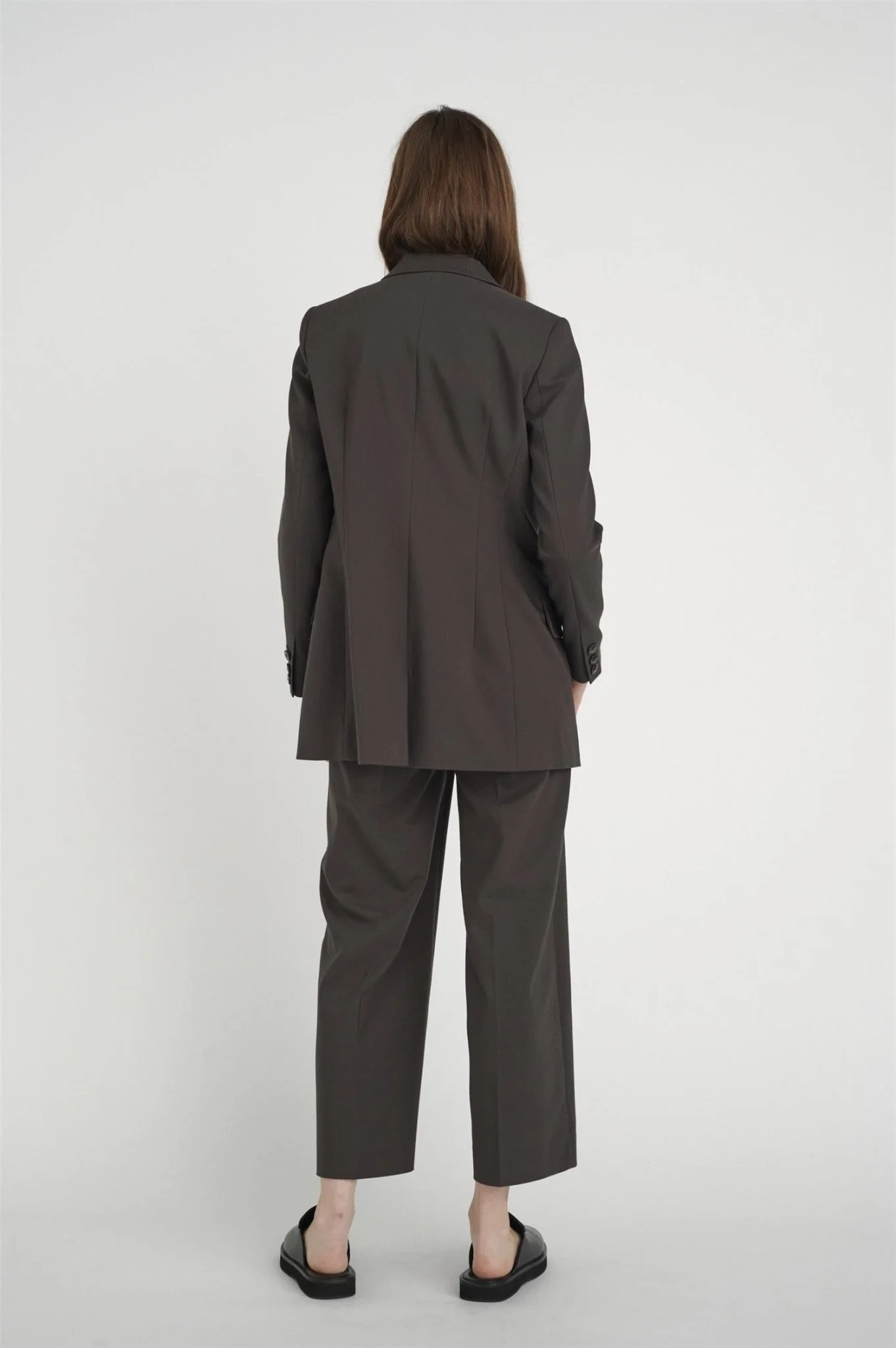 Zellaiw Long Blazer Truffle - Image 6