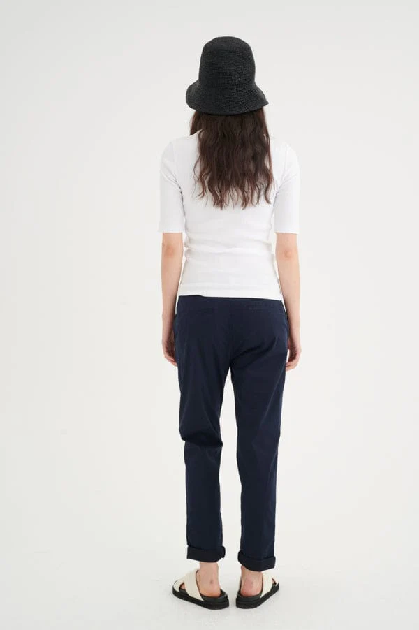 Dagnaiw T-Shirt Pure White - Image 10