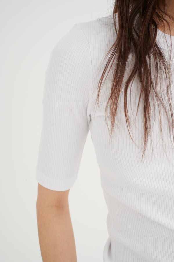 Dagnaiw T-Shirt Pure White - Image 11