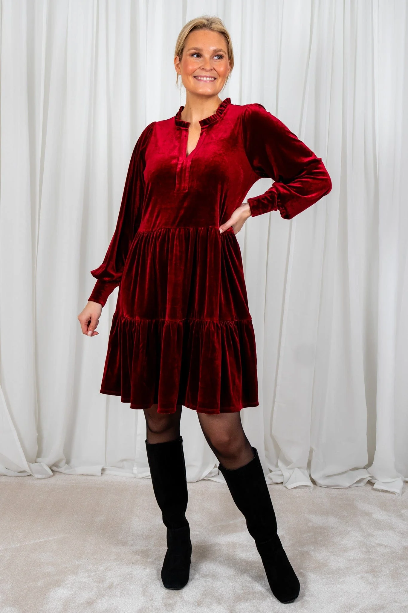 Viggasepw Dress Pomegranate