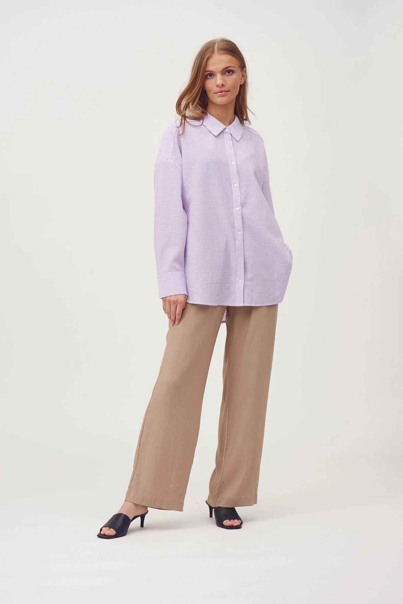 Sonja Shirt Purple/White - Image 8