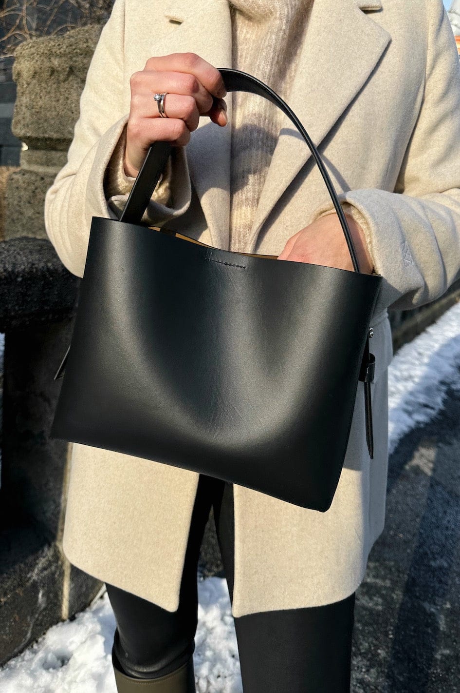 Leata Leather Bag Black - Image 3