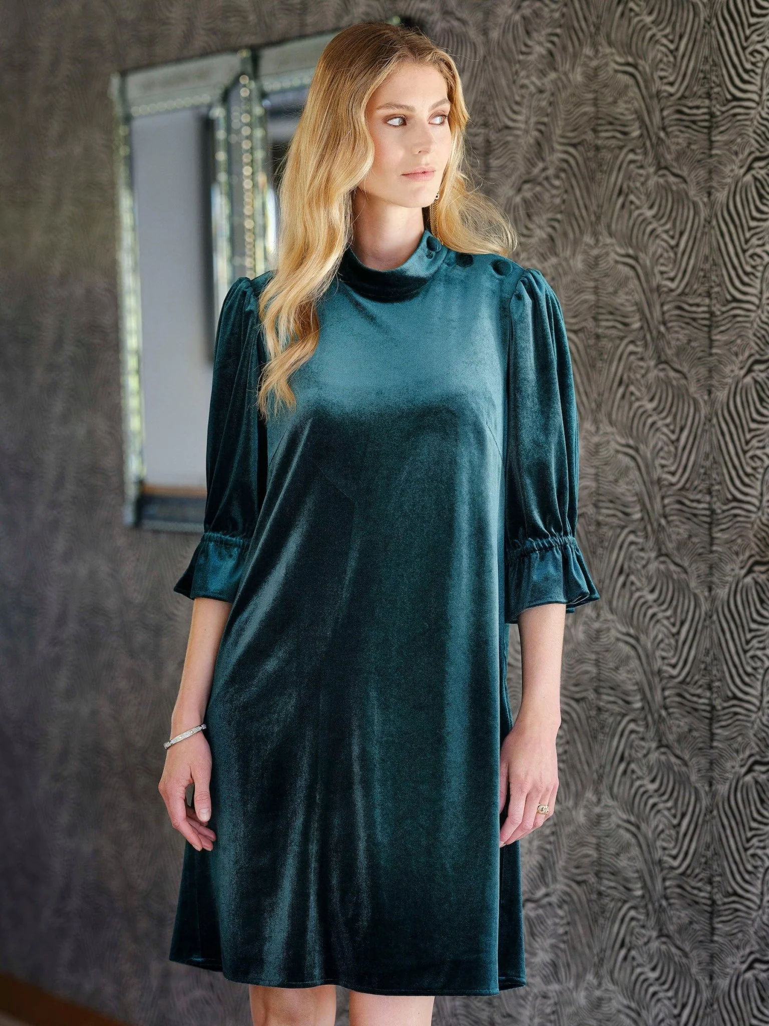 Amira Dress Bottle Green - Image 3