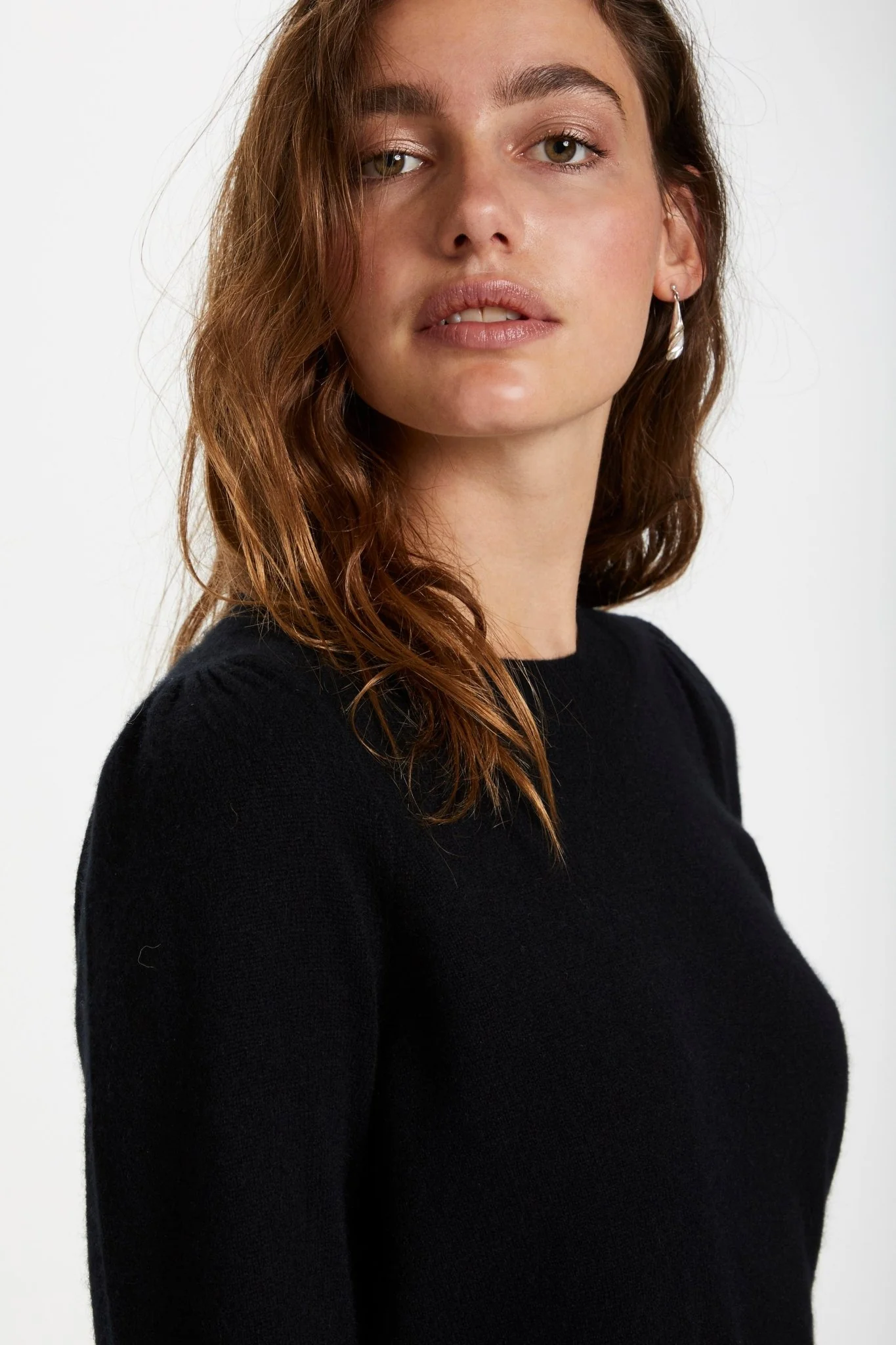 Evinapw Pullover Black - Image 10