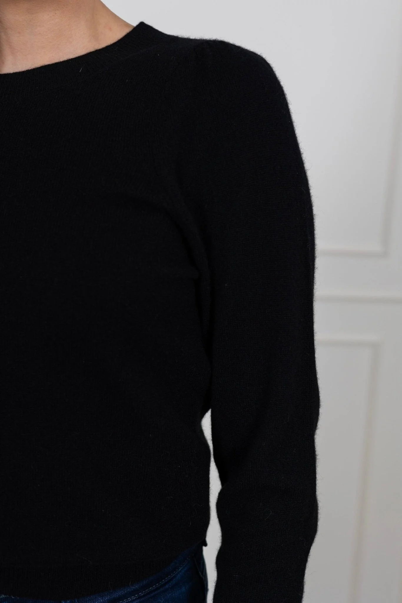 Evinapw Pullover Black - Image 5