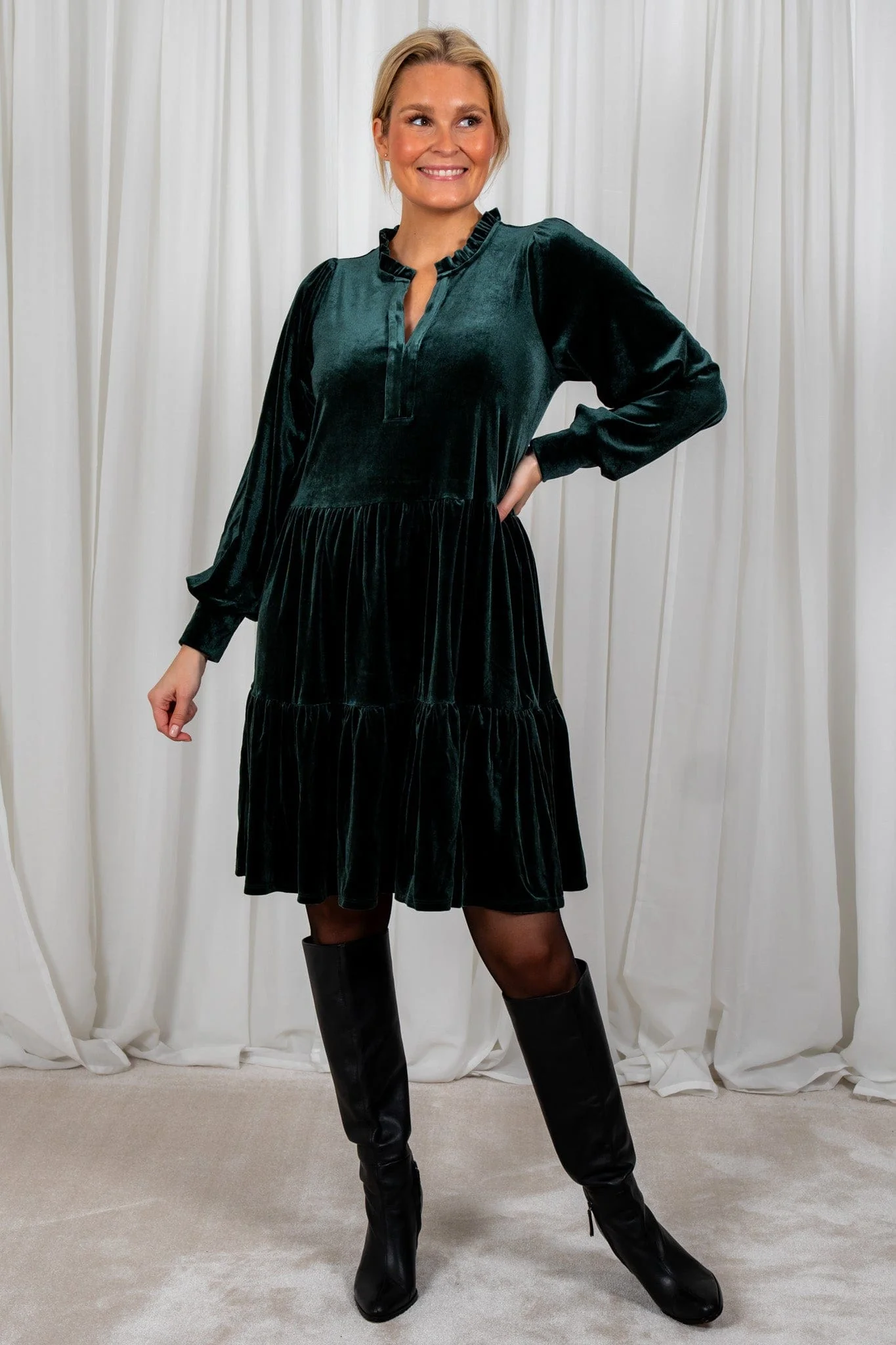 Viggasepw Dress Scarab